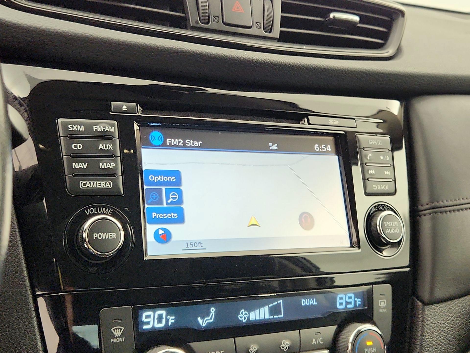 Thumbnail: 2017 Nissan Rogue - 14