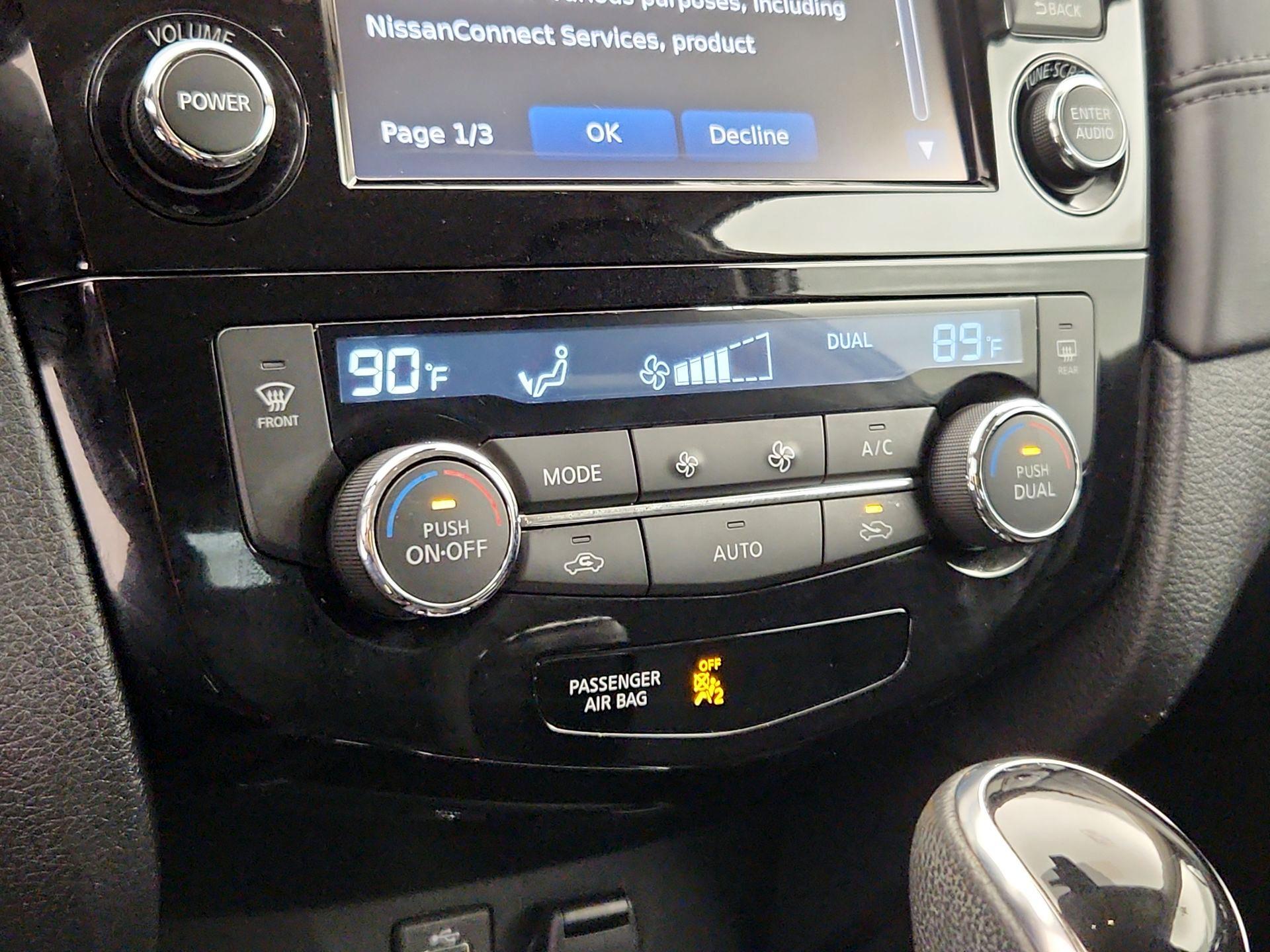 Thumbnail: 2017 Nissan Rogue - 17