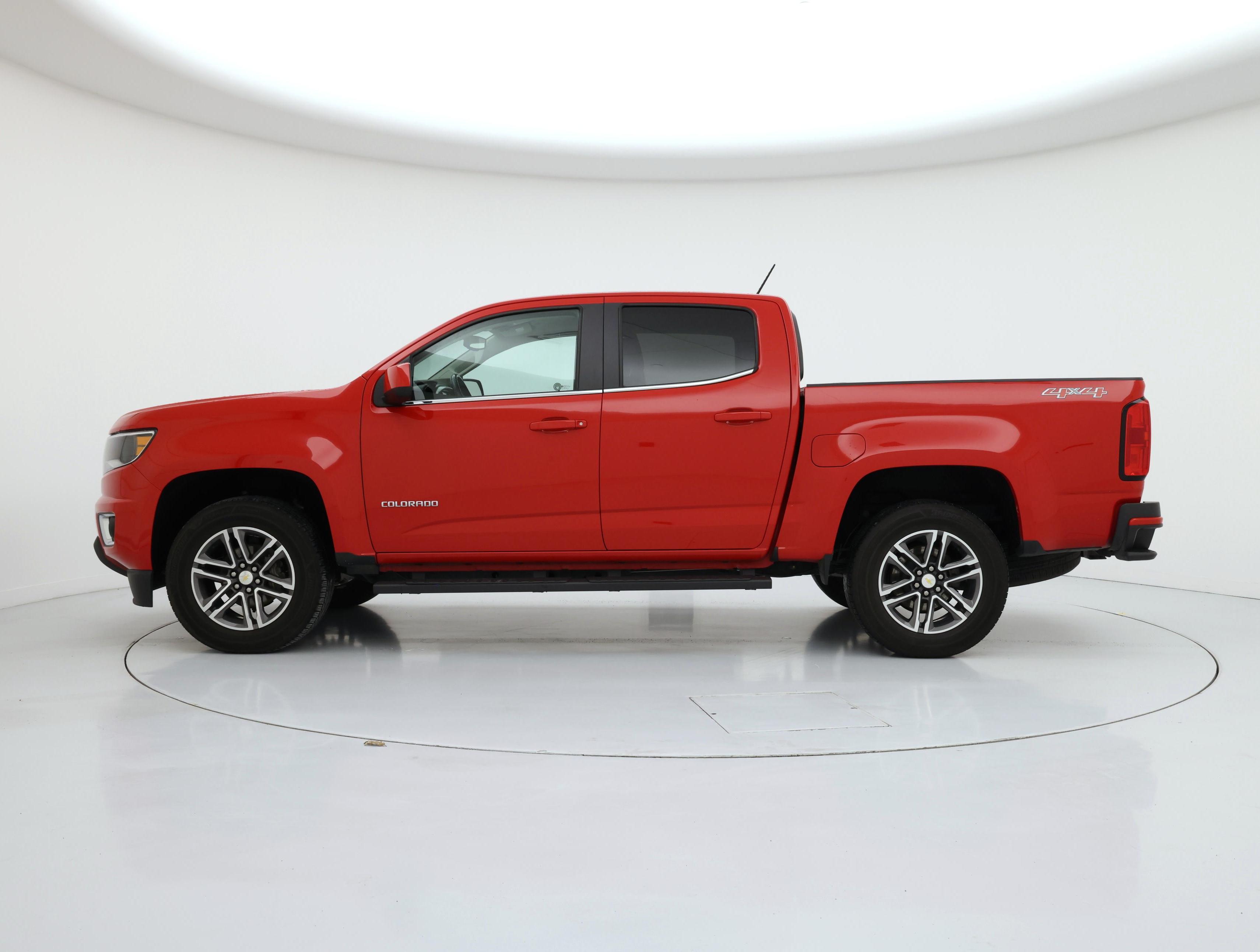 Thumbnail: 2019 Chevrolet Colorado - 3