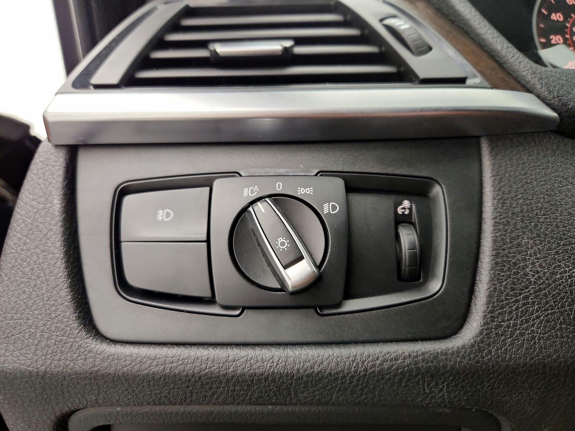 Thumbnail: 2017 BMW 4 Series - 13