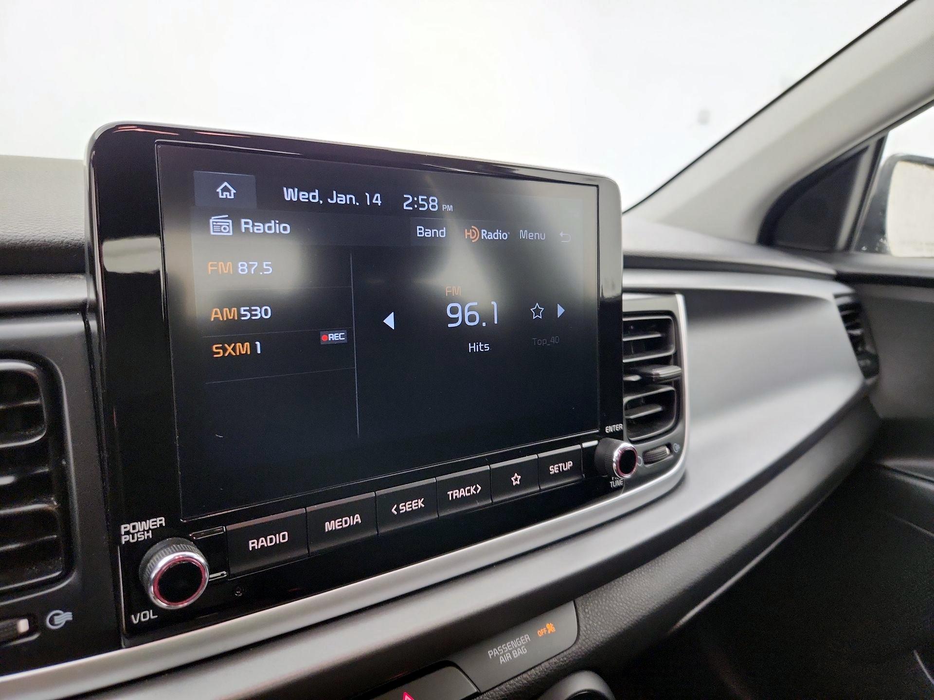 Thumbnail: 2023 Kia Rio - 15