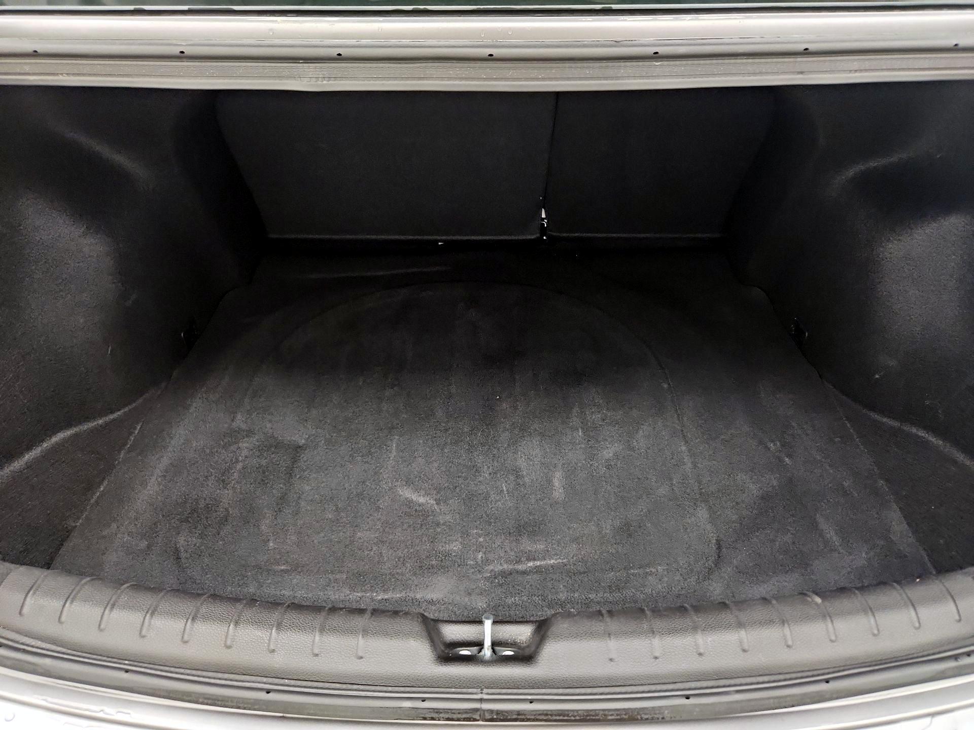 Thumbnail: 2023 Kia Rio - 20