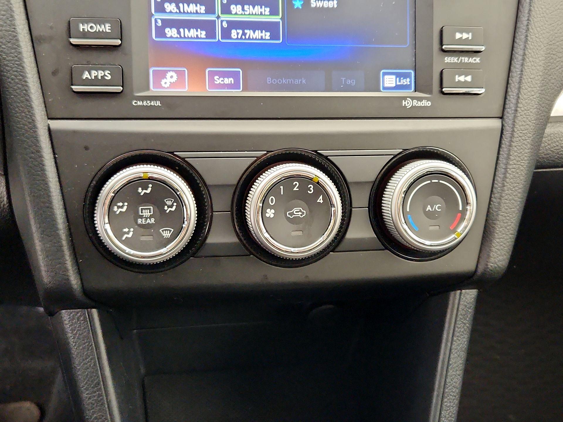 Thumbnail: 2015 Subaru Impreza - 16