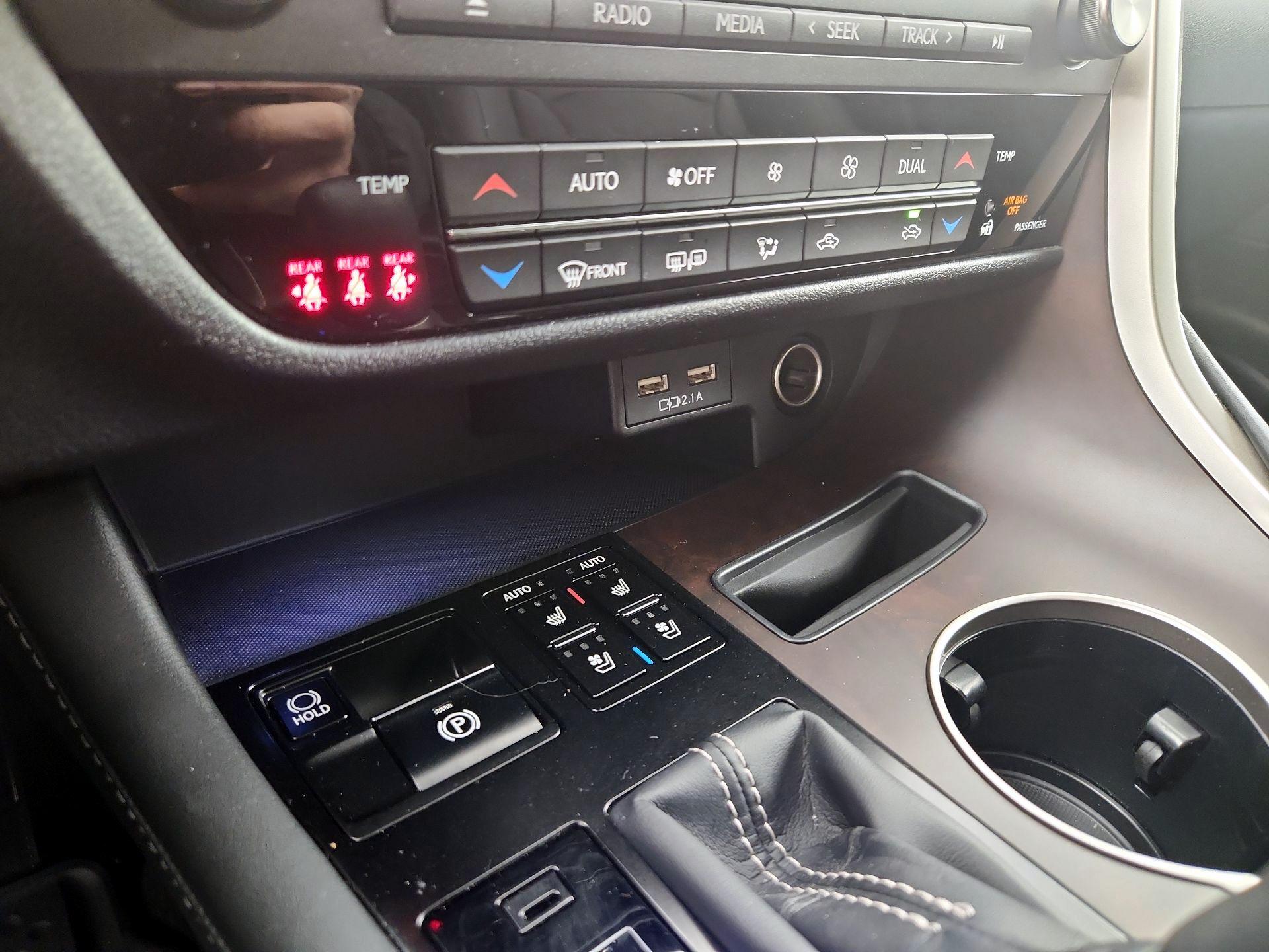 Thumbnail: 2020 Lexus RX - 16