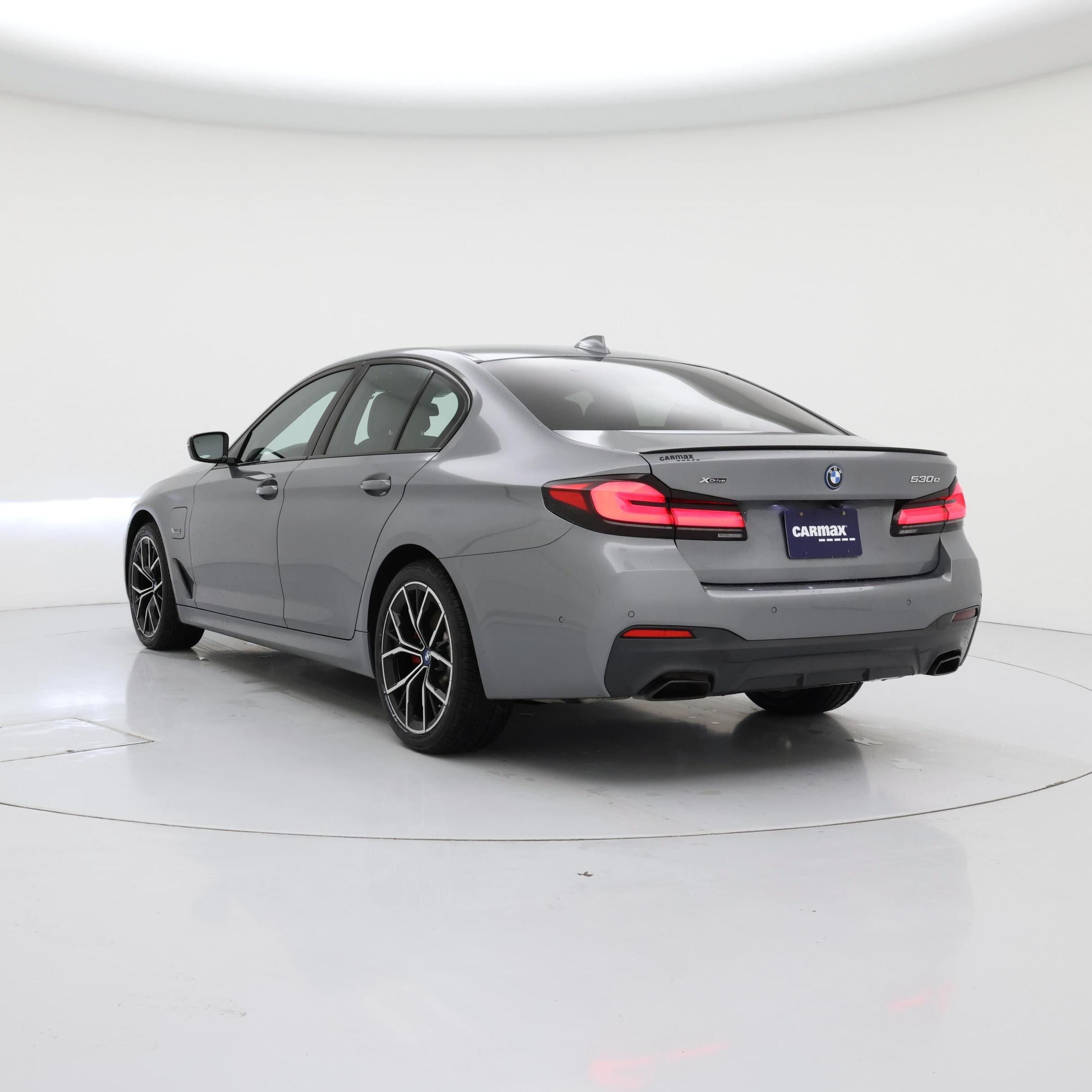 Thumbnail: 2023 BMW 5 Series - 2