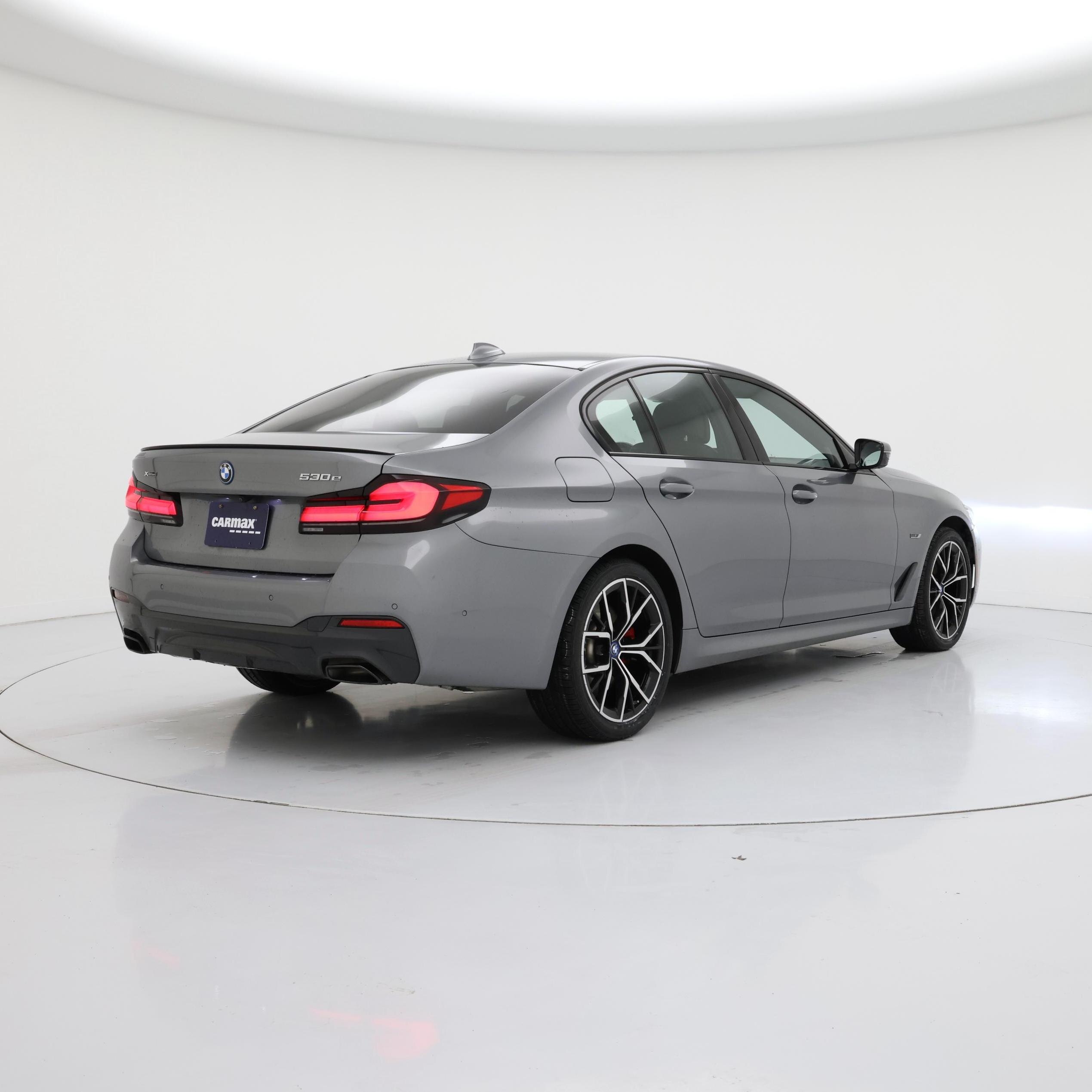 Thumbnail: 2023 BMW 5 Series - 8