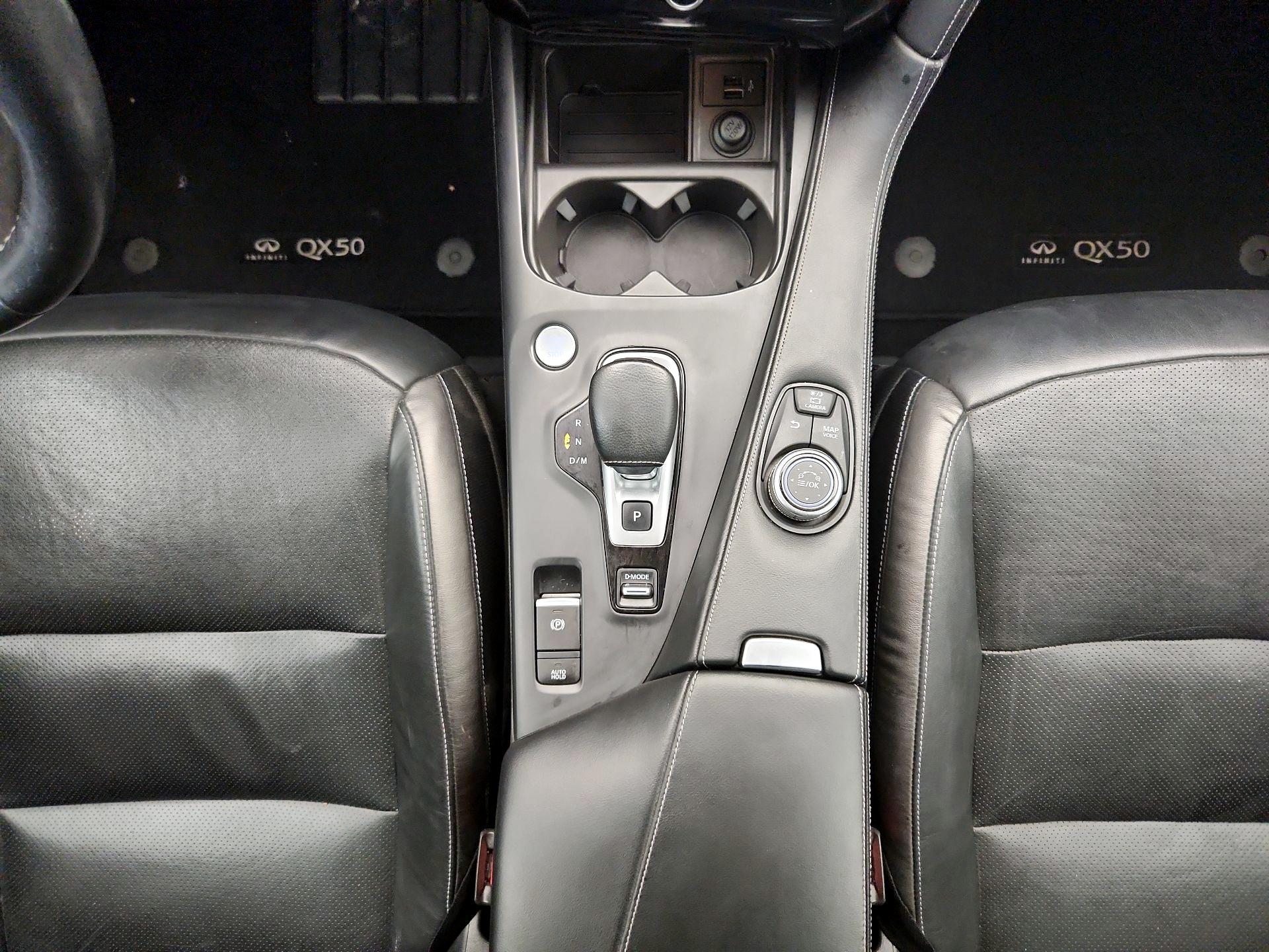 Thumbnail: 2019 INFINITI QX50 - 18