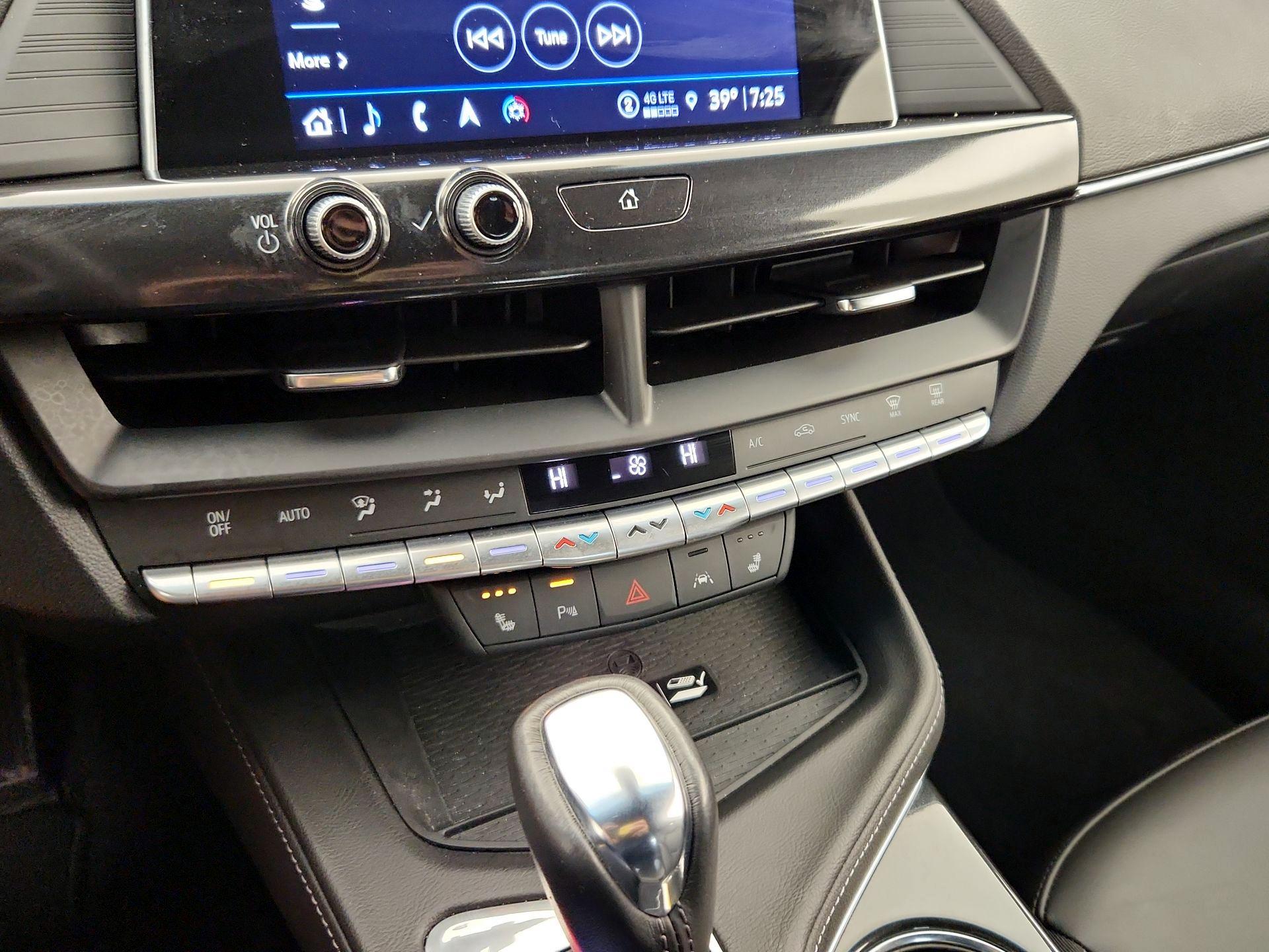 Thumbnail: 2023 Cadillac CT4 - 17