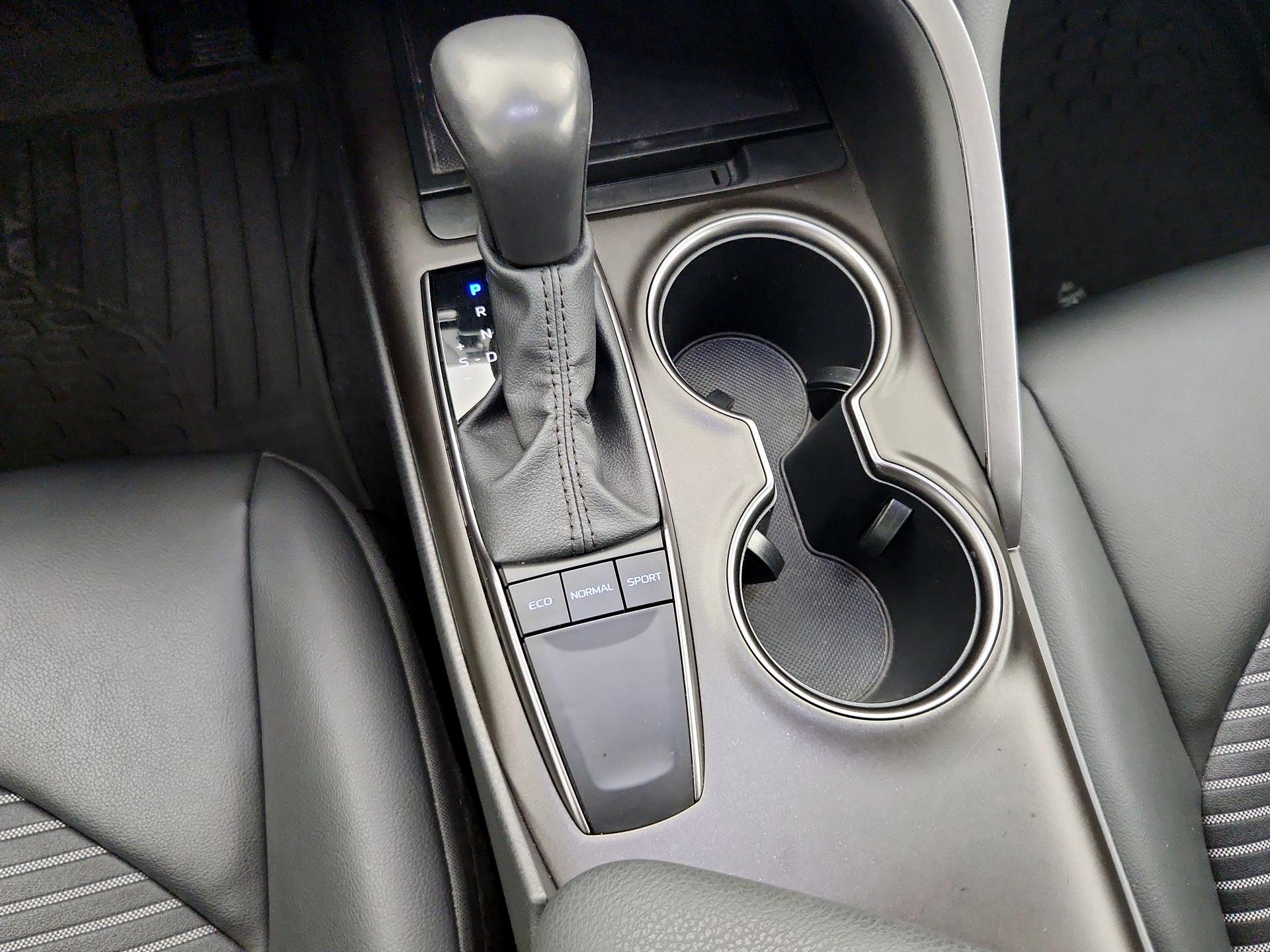 Thumbnail: 2024 Toyota Camry - 17