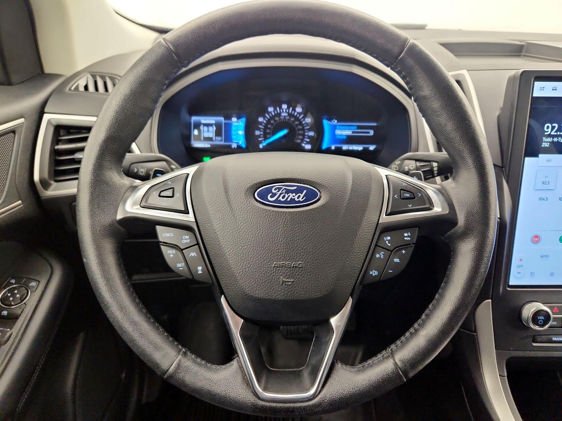 Thumbnail: 2022 Ford Edge - 10