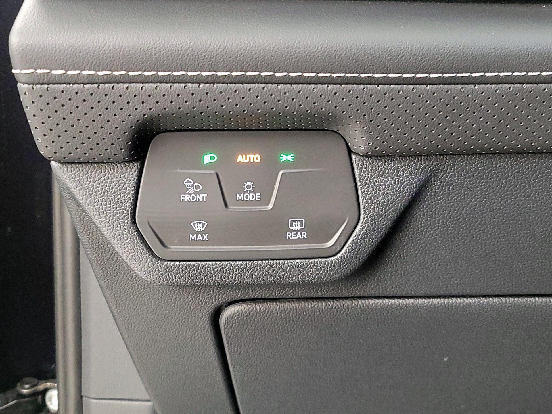 Thumbnail: 2025 Volkswagen Atlas - 13