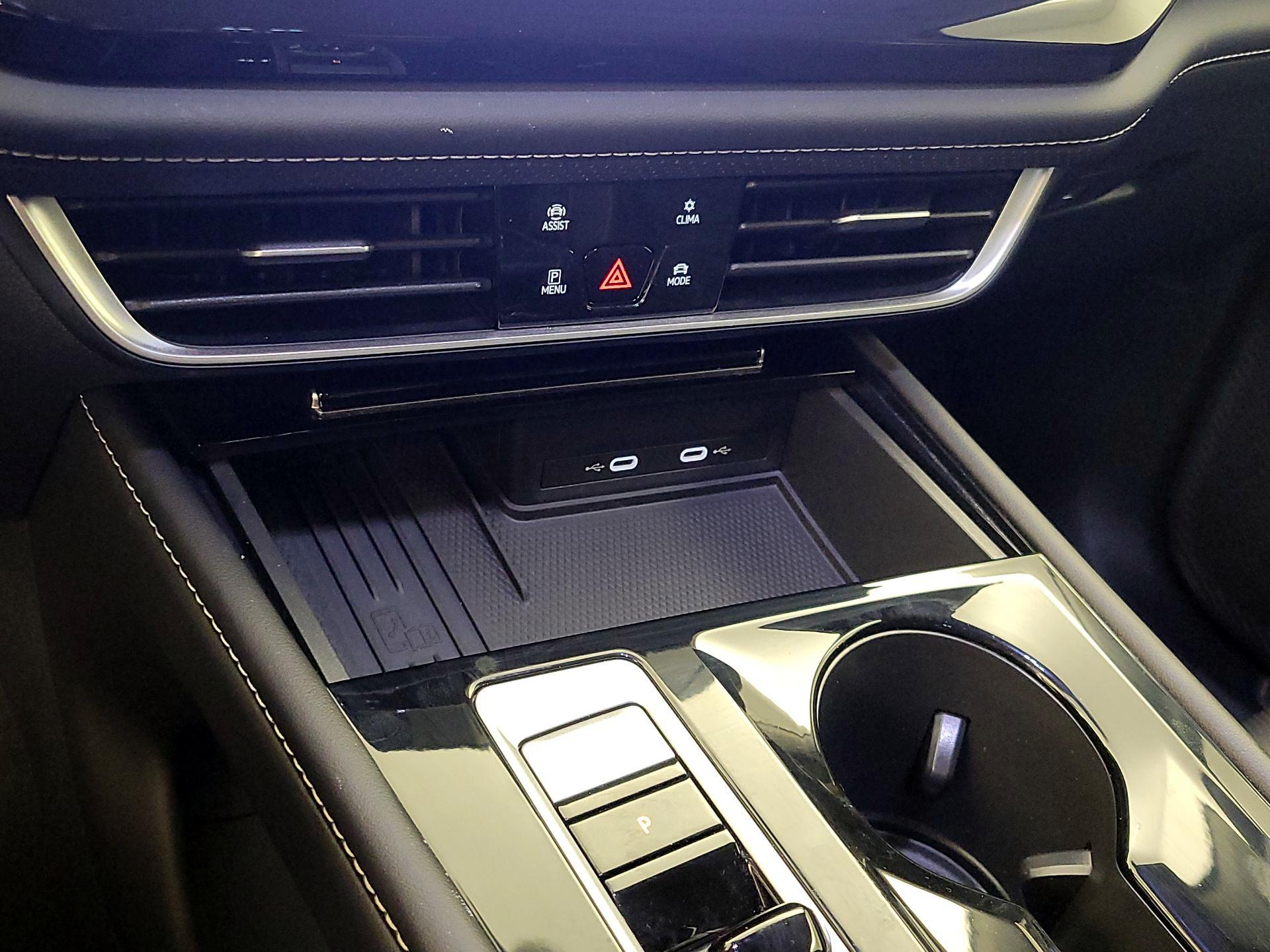 Thumbnail: 2025 Volkswagen Atlas - 18