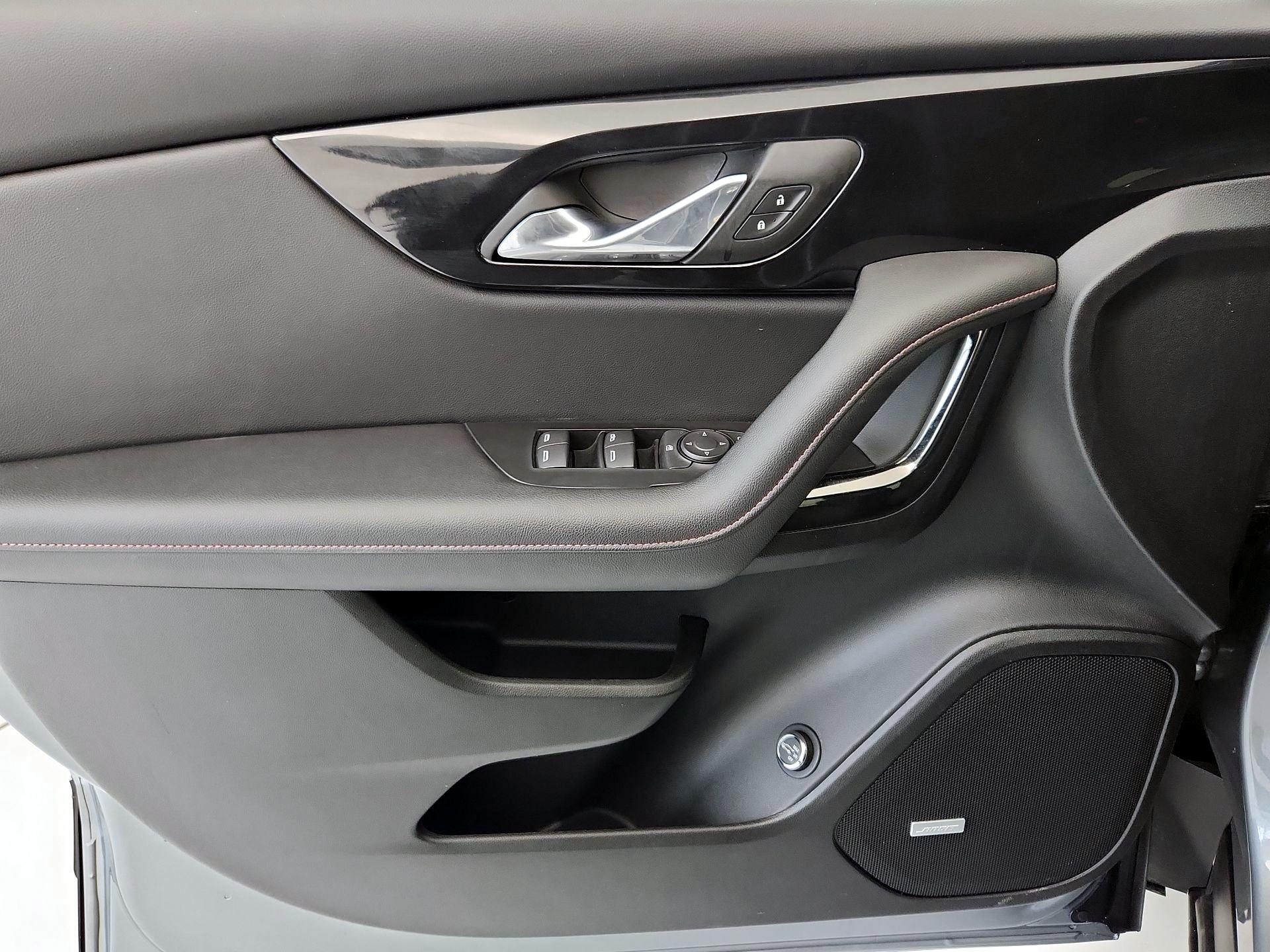 Thumbnail: 2025 Chevrolet Blazer - 12