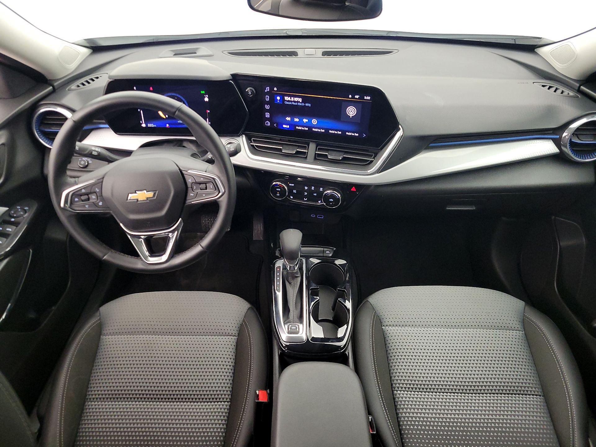 Thumbnail: 2025 Chevrolet Trax - 9