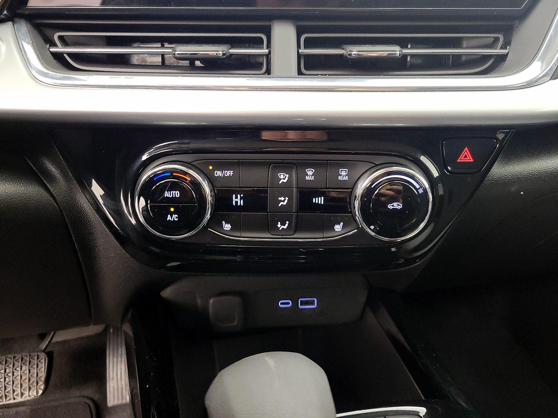 Thumbnail: 2025 Chevrolet Trax - 16