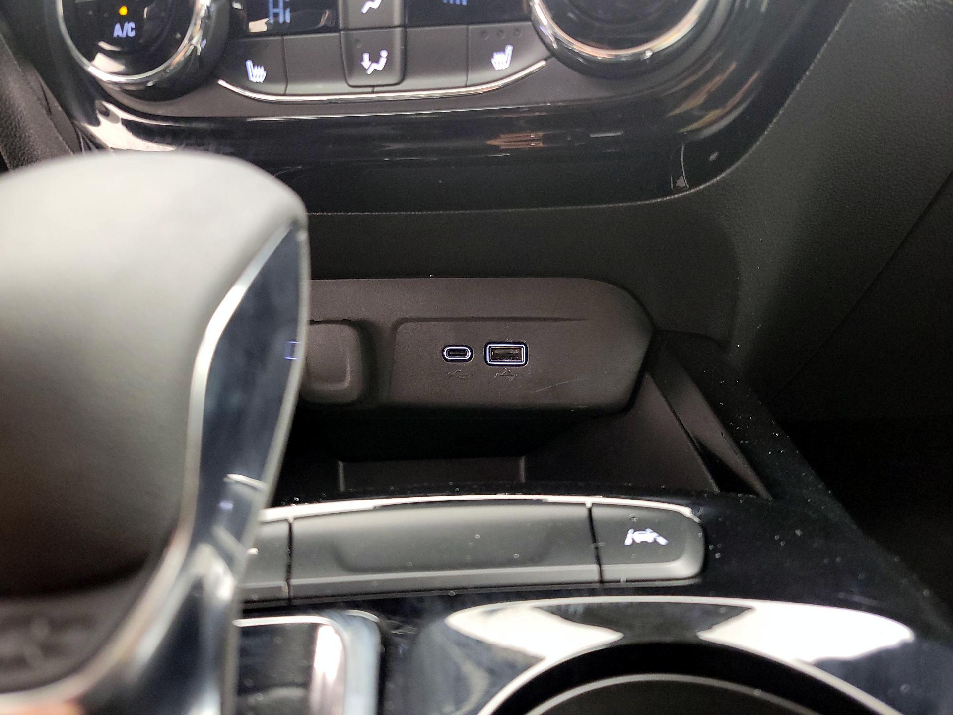 Thumbnail: 2025 Chevrolet Trax - 18