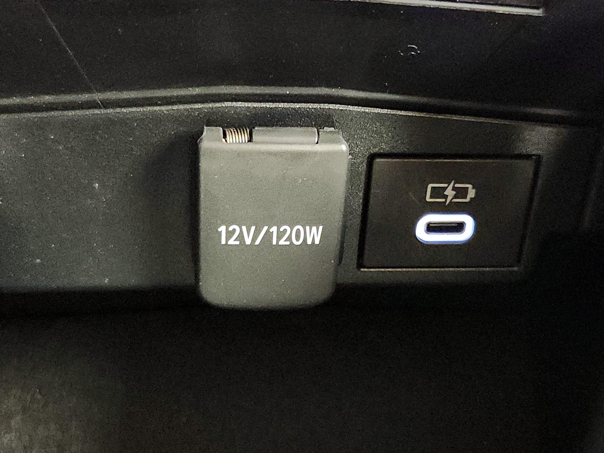 Thumbnail: 2024 Toyota Corolla - 18