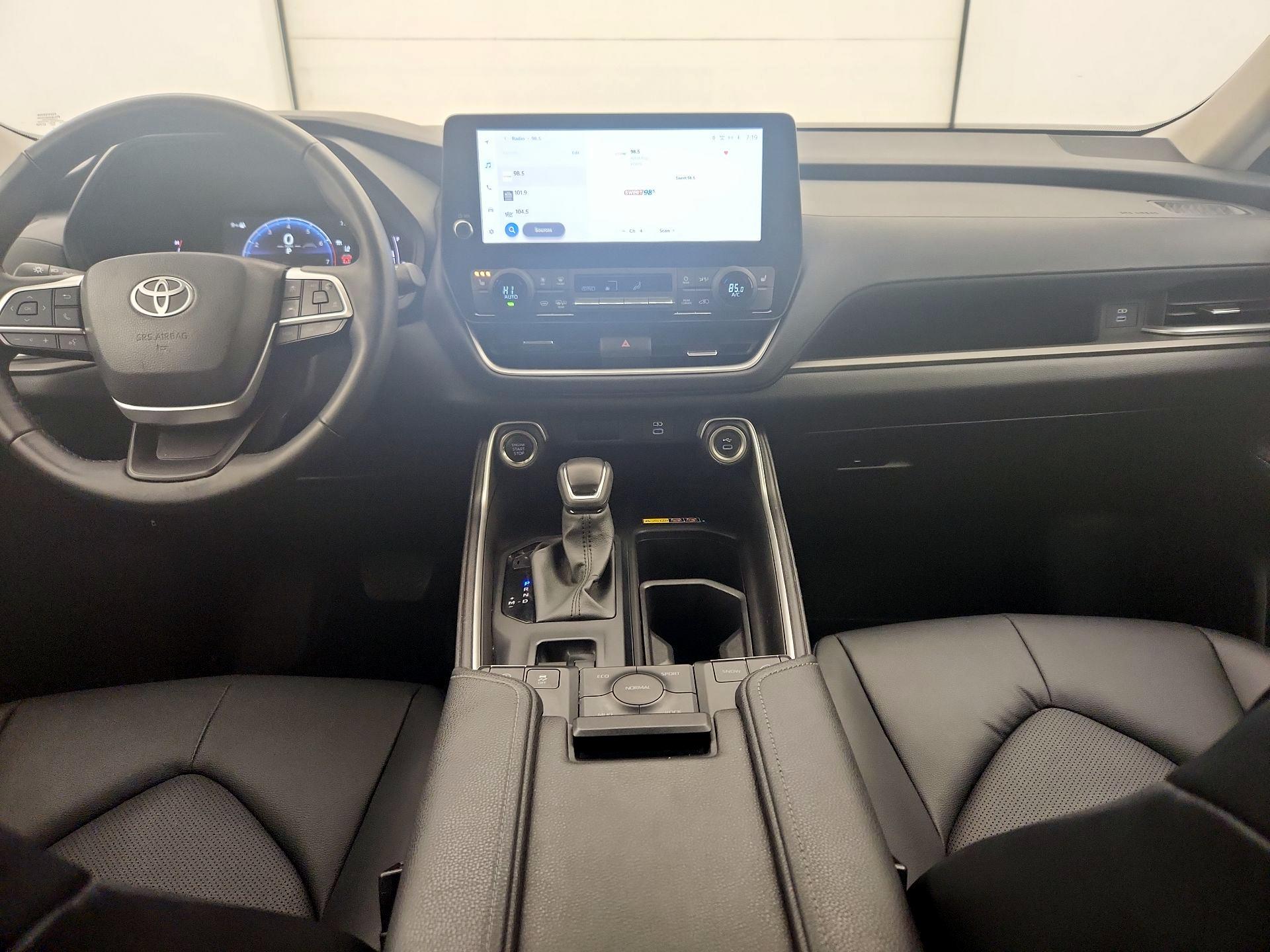 Thumbnail: 2025 Toyota Grand Highlander - 9