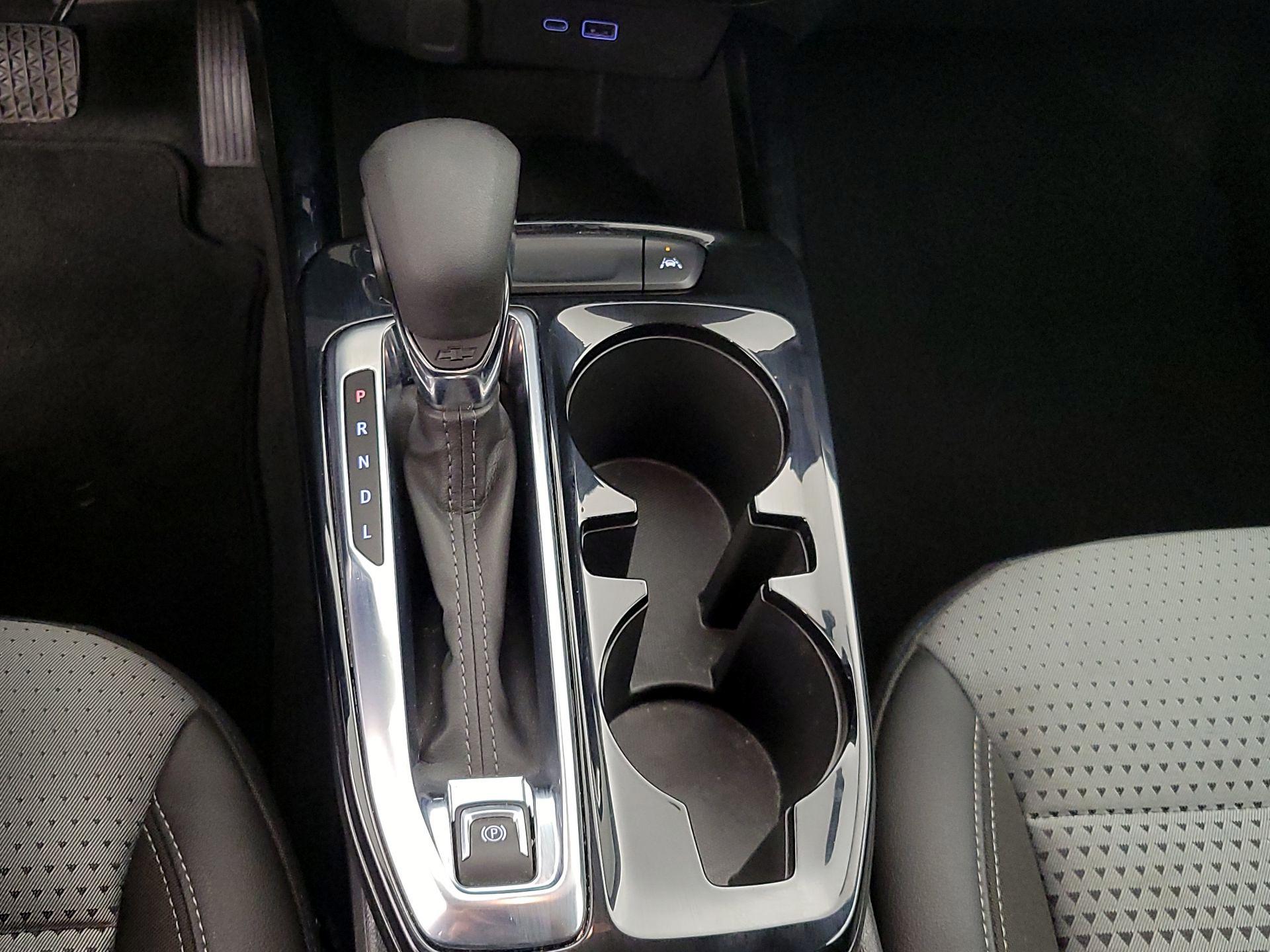 Thumbnail: 2025 Chevrolet Trax - 17