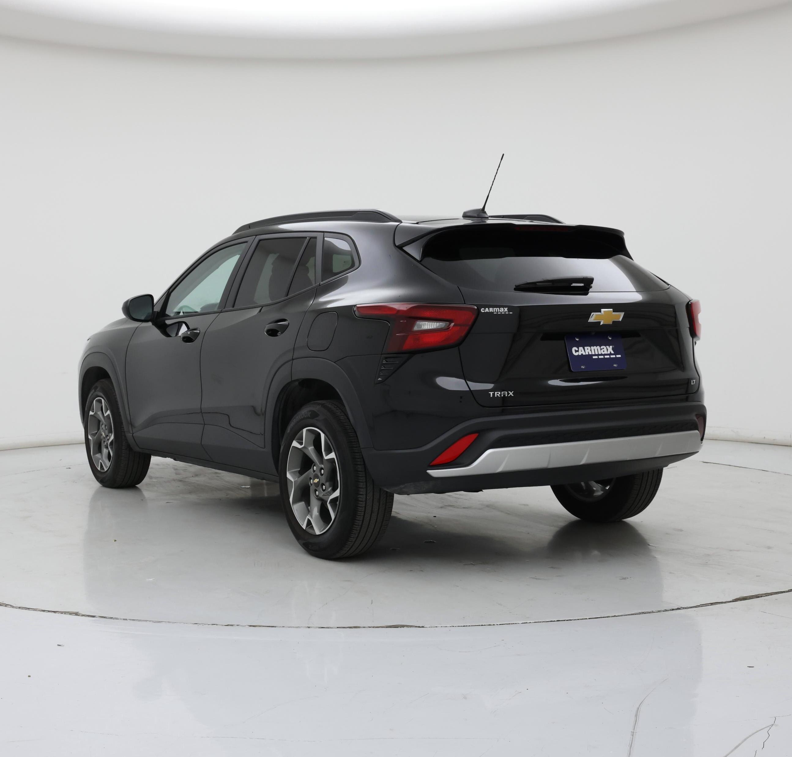 Thumbnail: 2025 Chevrolet Trax - 2