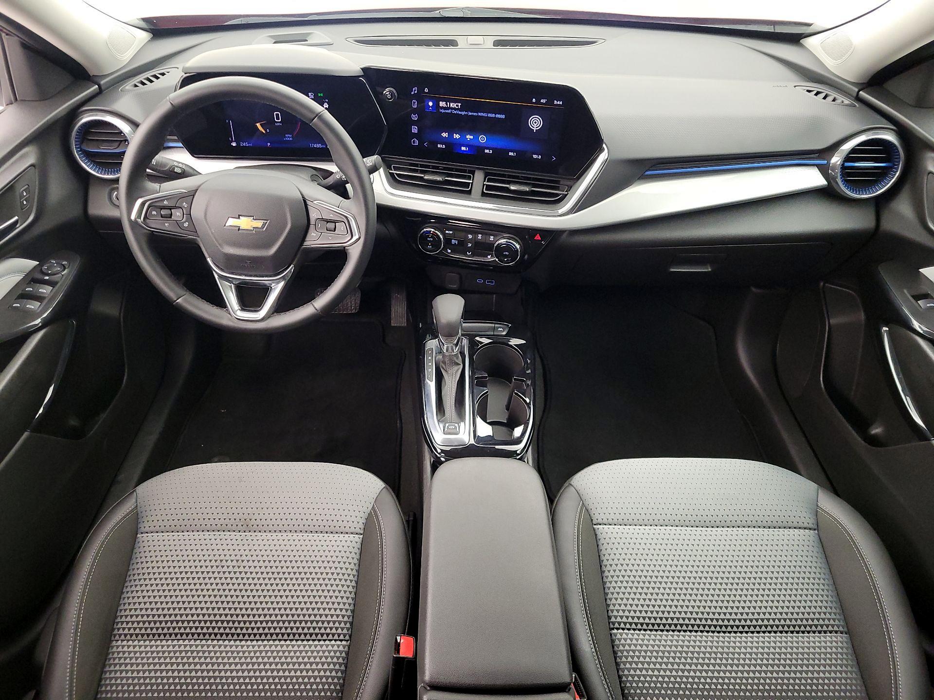 Thumbnail: 2025 Chevrolet Trax - 9