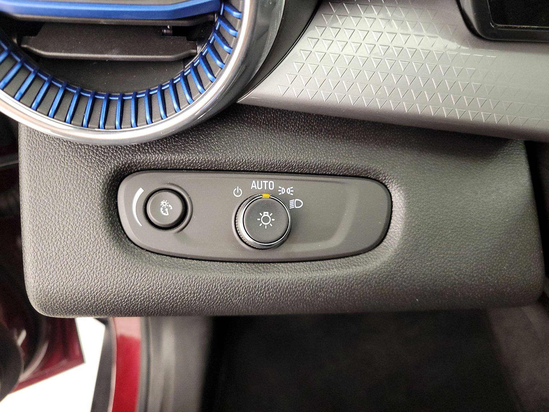 Thumbnail: 2025 Chevrolet Trax - 13