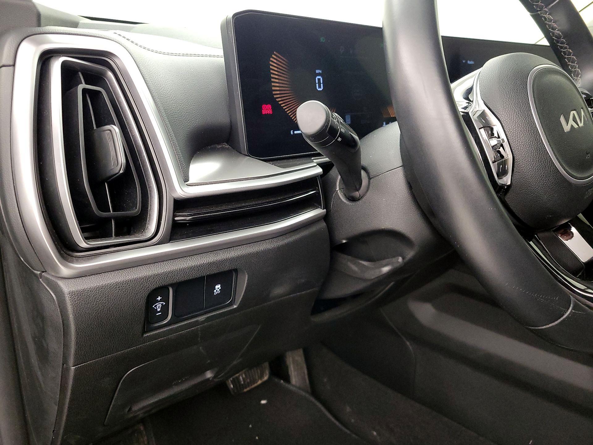 Thumbnail: 2024 Kia Sorento - 13