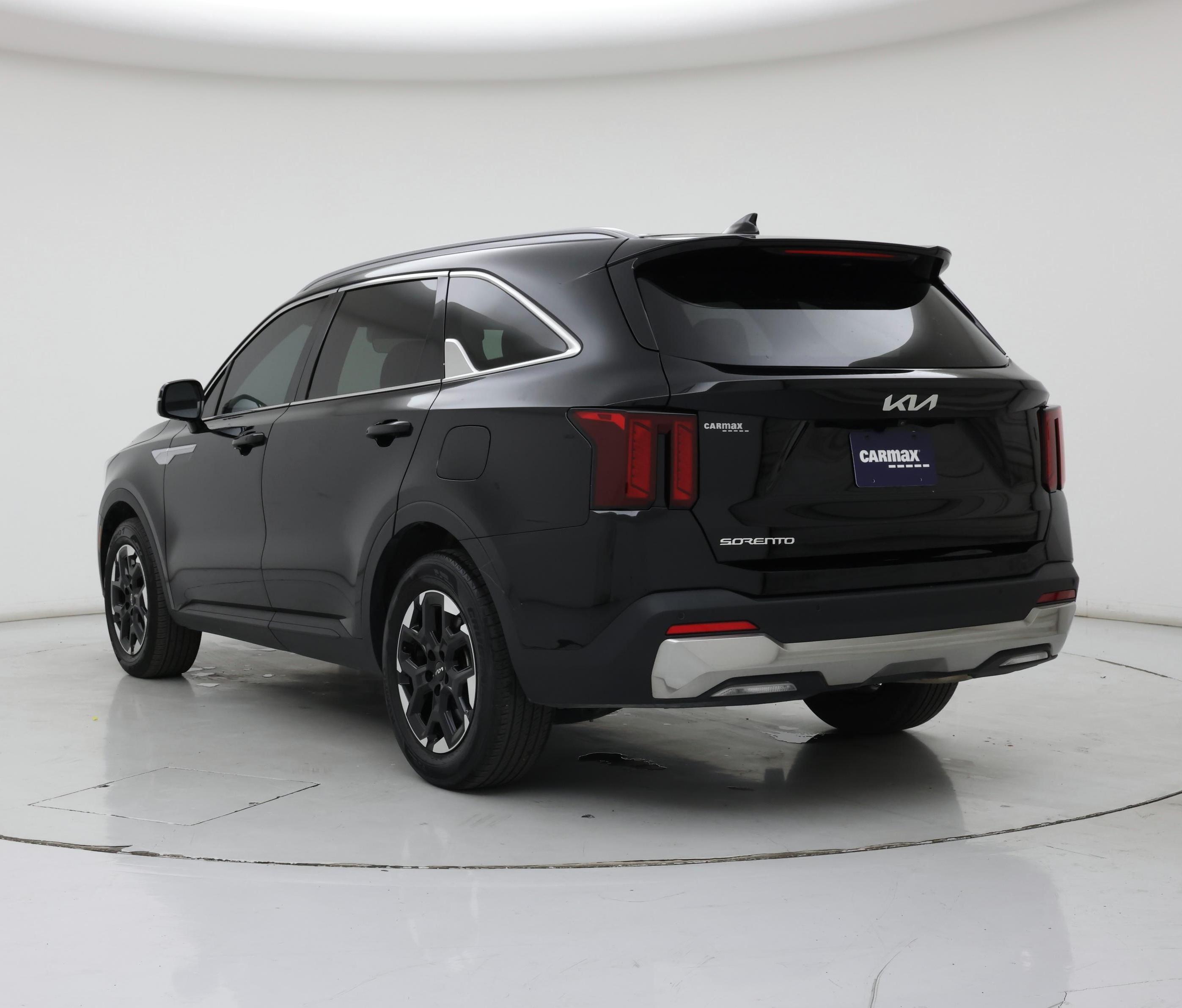 Thumbnail: 2024 Kia Sorento - 2