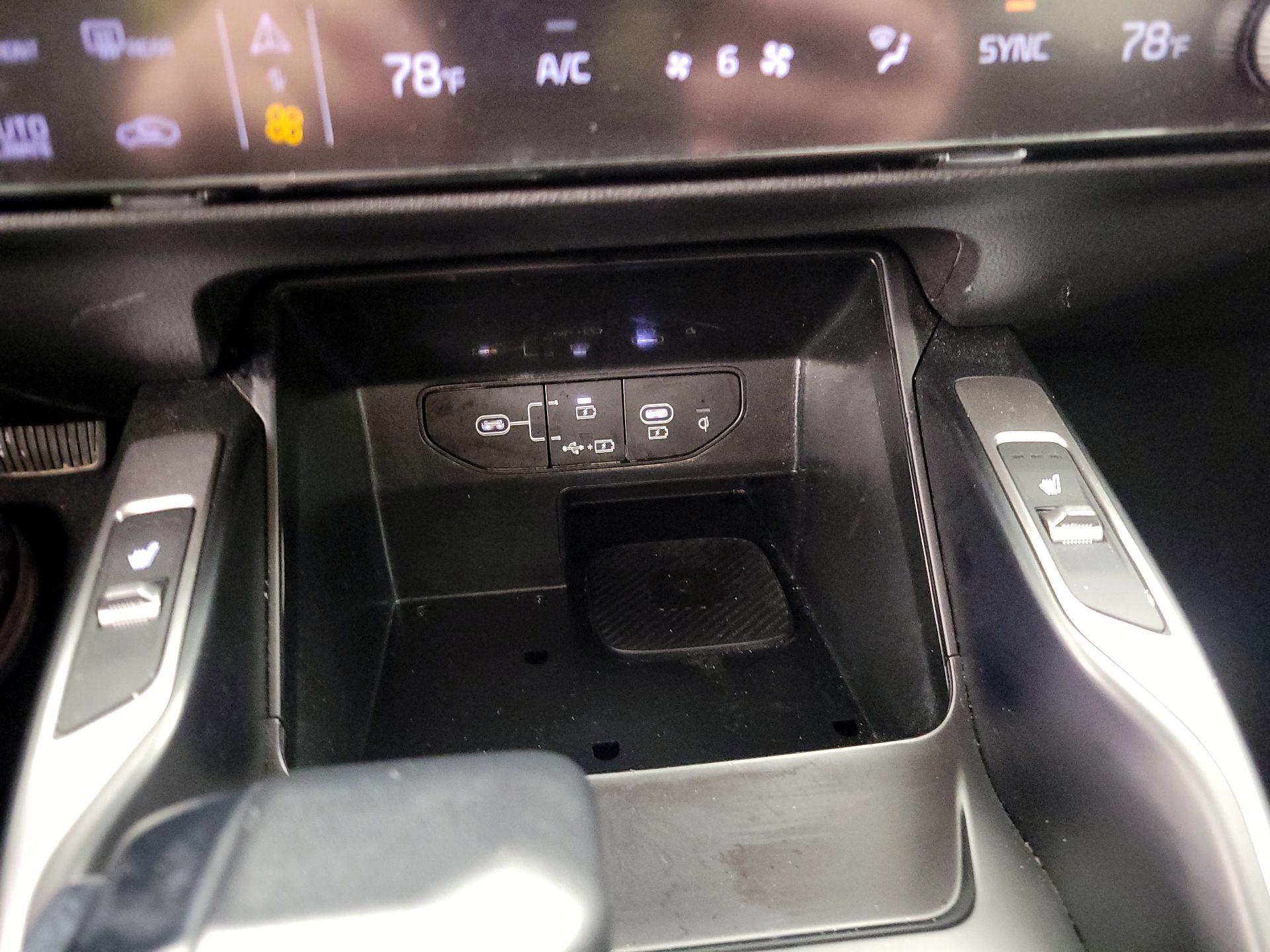 Thumbnail: 2024 Kia Sorento - 19