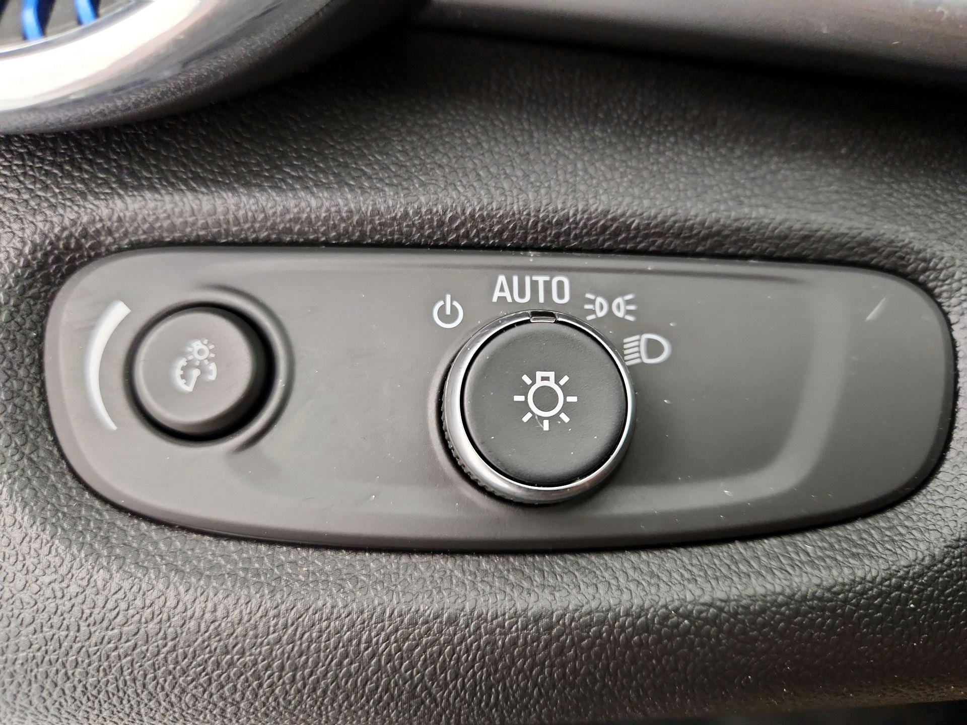 Thumbnail: 2025 Chevrolet Trax - 13