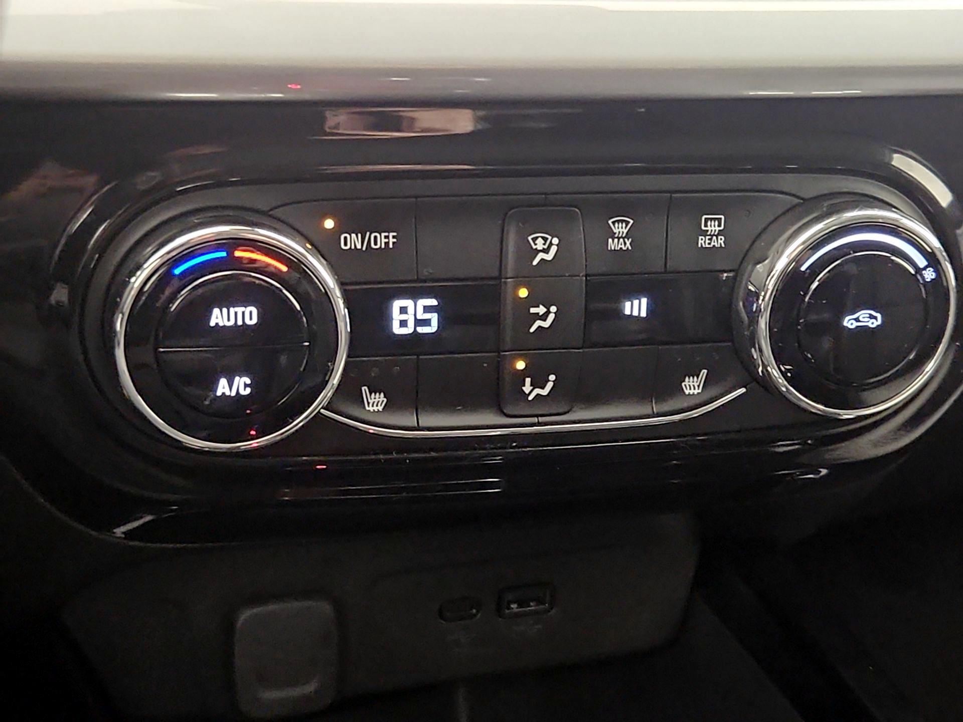 Thumbnail: 2025 Chevrolet Trax - 16