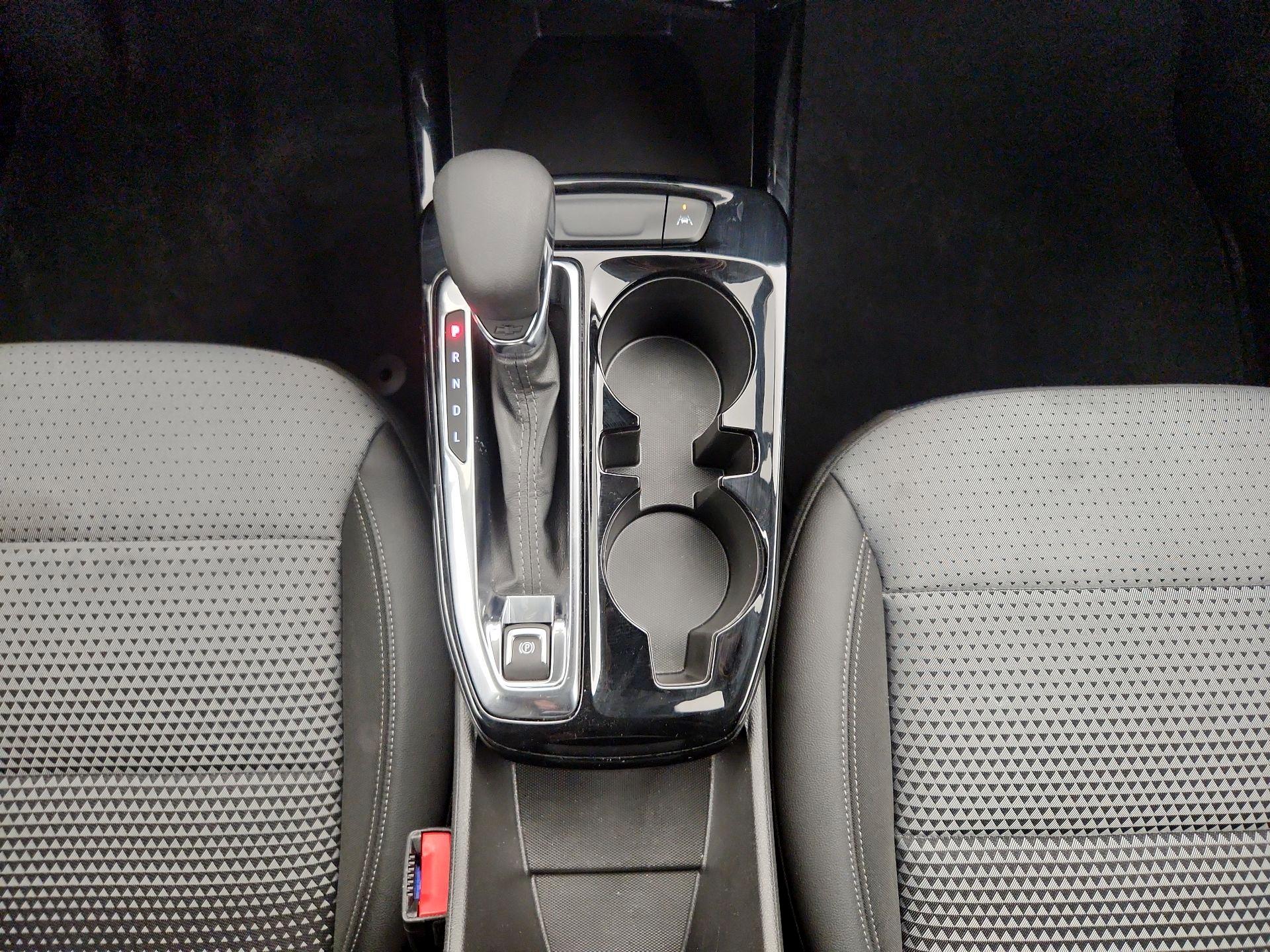 Thumbnail: 2025 Chevrolet Trax - 17