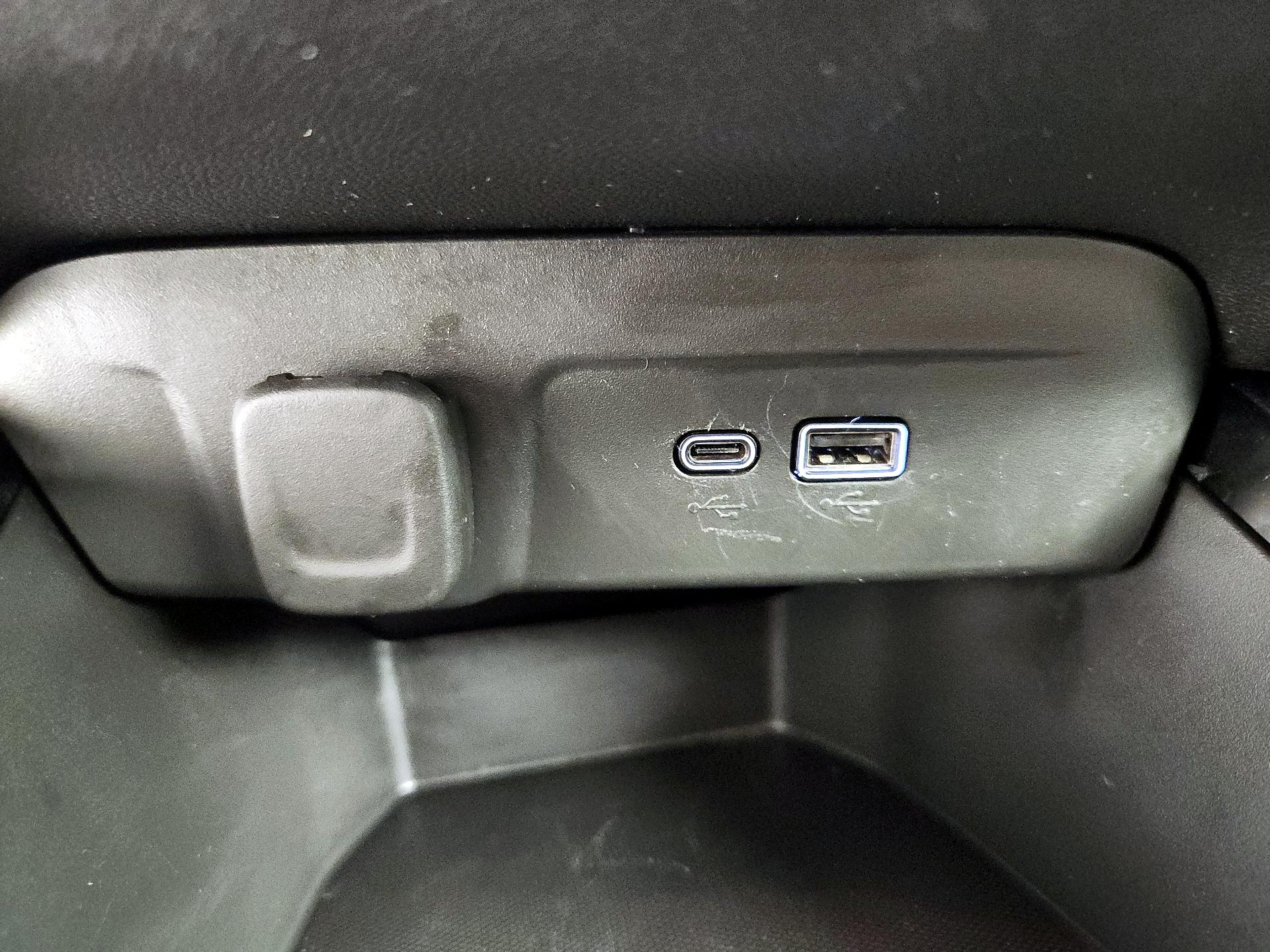 Thumbnail: 2025 Chevrolet Trax - 18