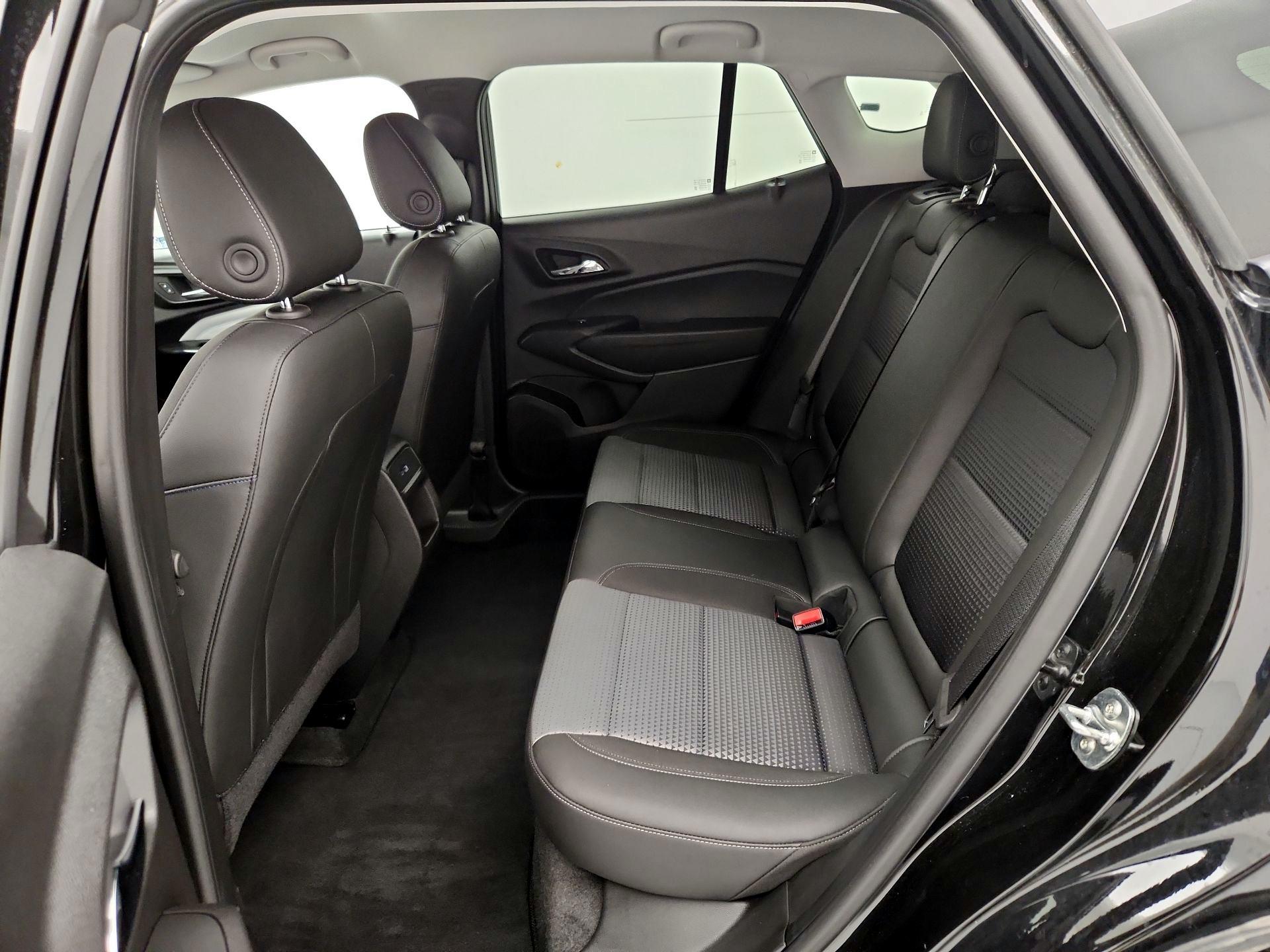 Thumbnail: 2025 Chevrolet Trax - 19