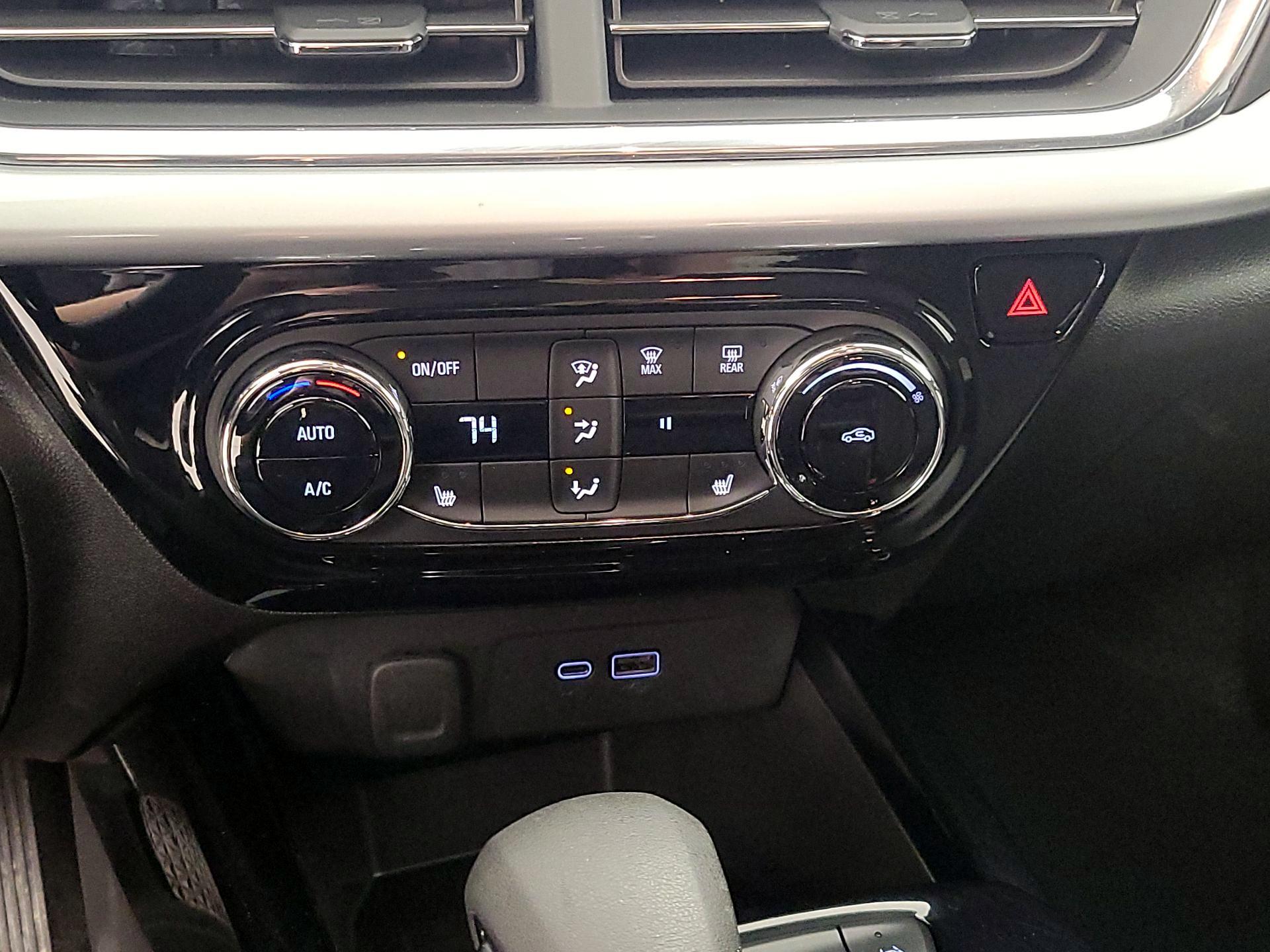 Thumbnail: 2025 Chevrolet Trax - 16