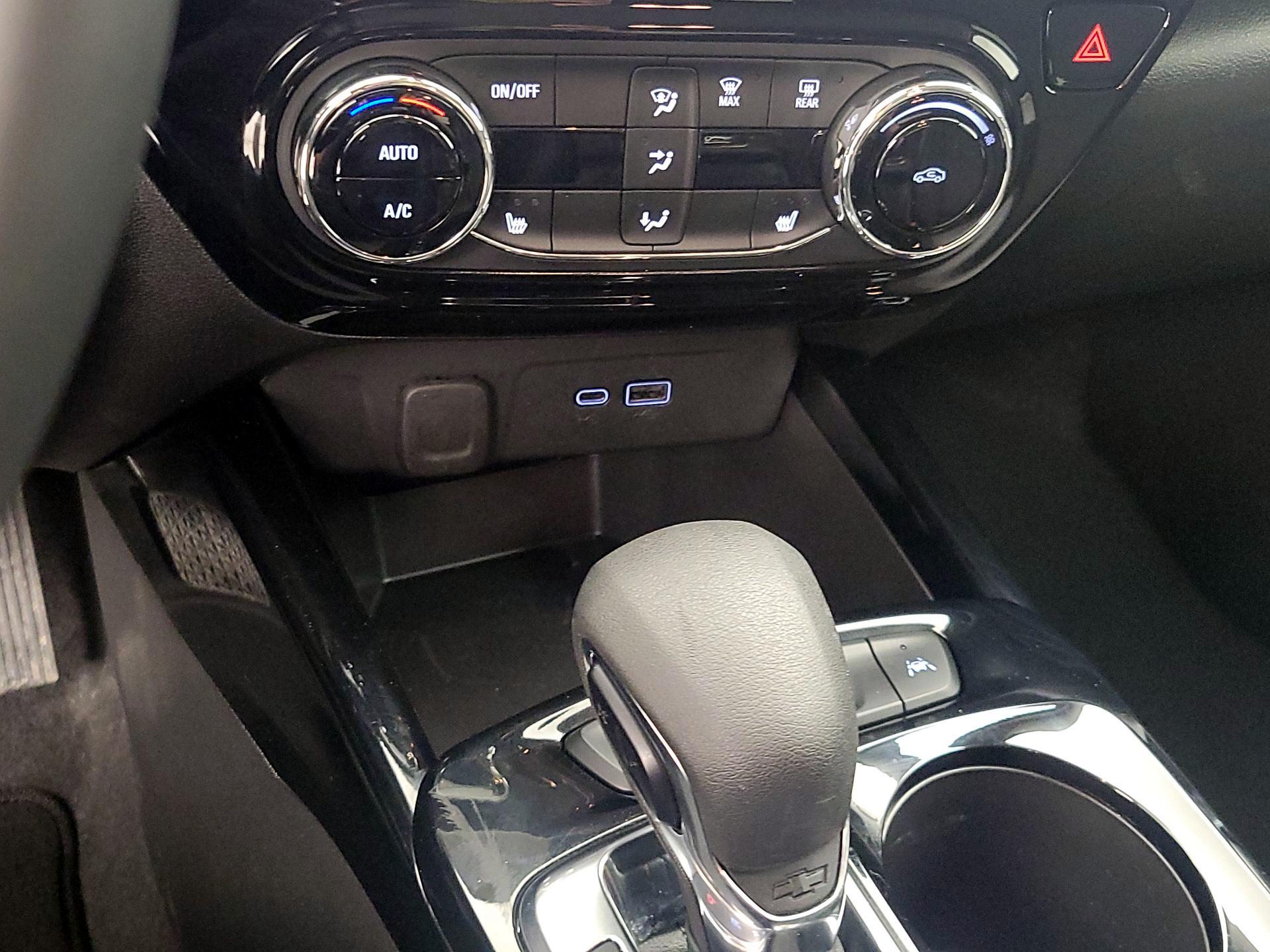 Thumbnail: 2025 Chevrolet Trax - 18