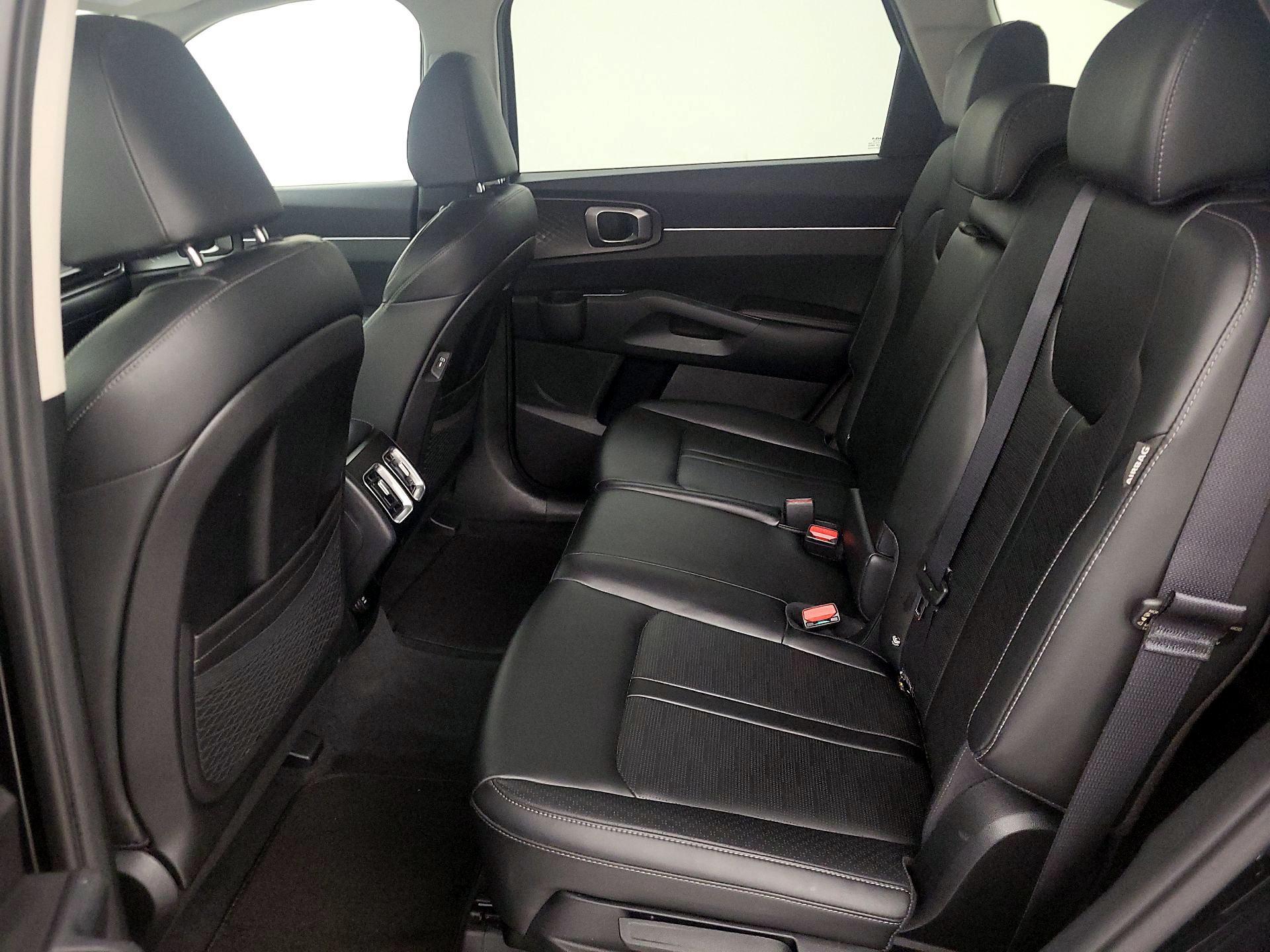 Thumbnail: 2024 Kia Sorento - 20