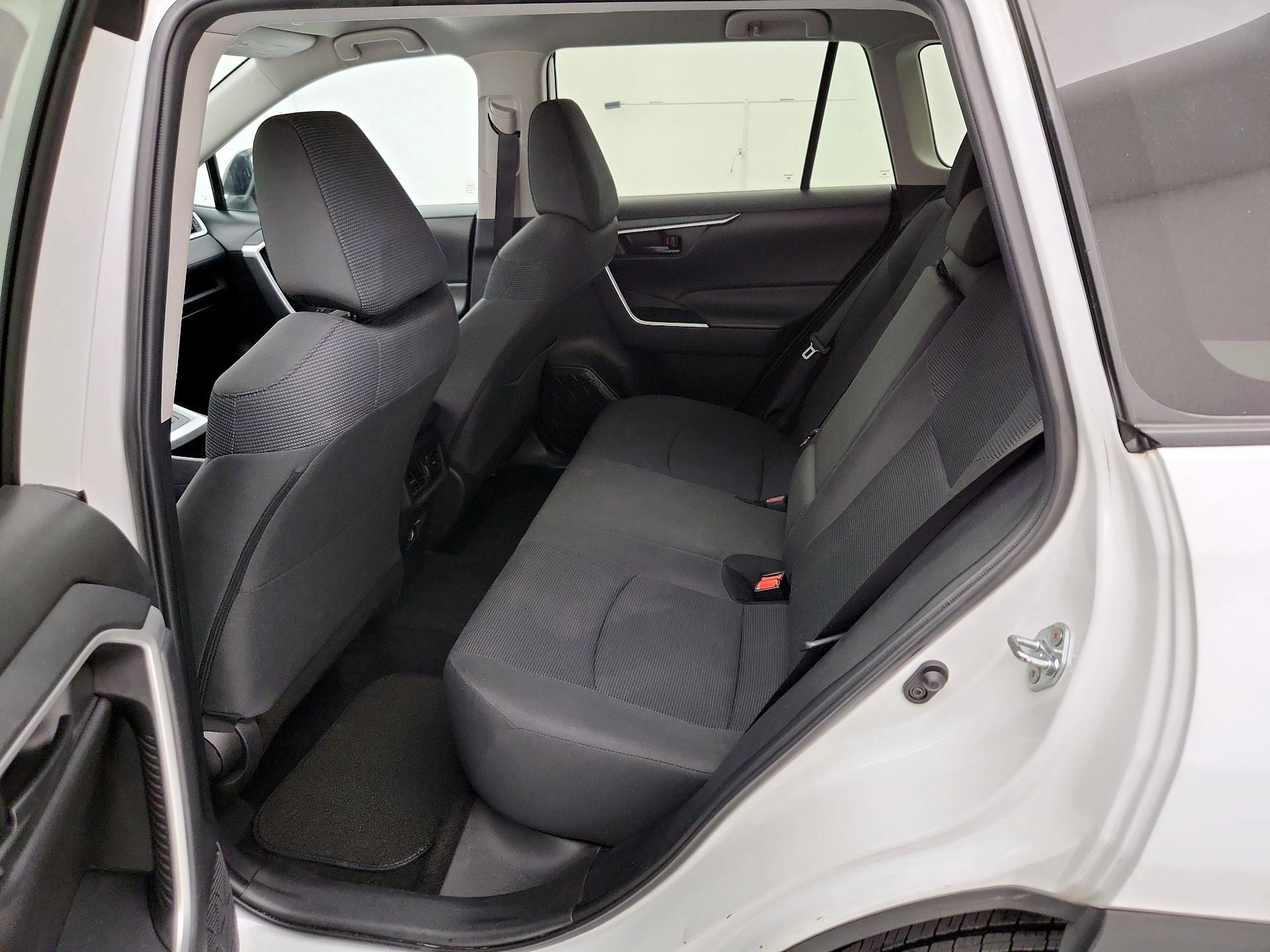 Thumbnail: 2024 Toyota RAV4 - 19