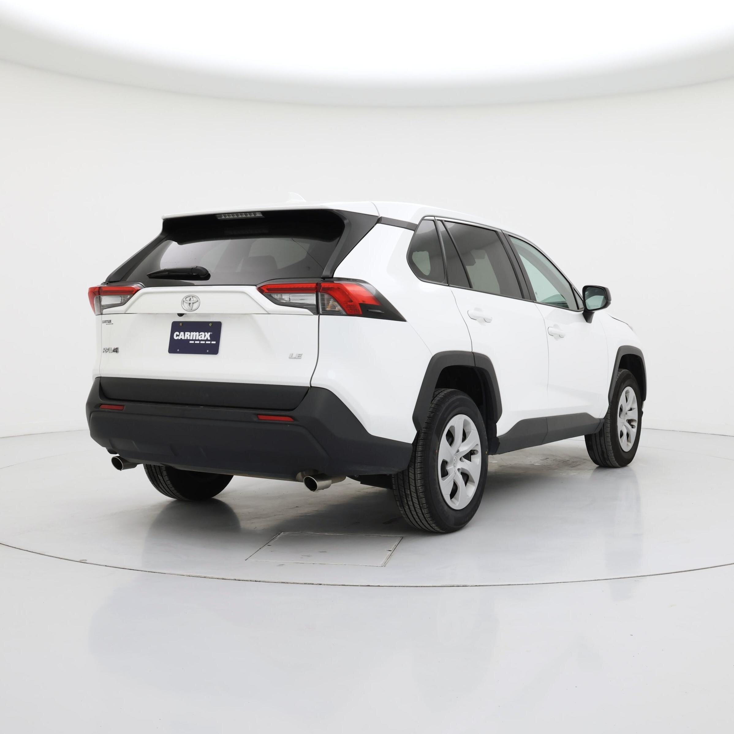 Thumbnail: 2024 Toyota RAV4 - 8