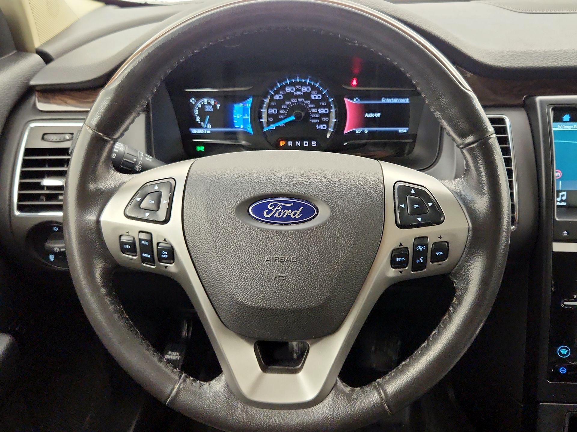 Thumbnail: 2018 Ford Flex - 10