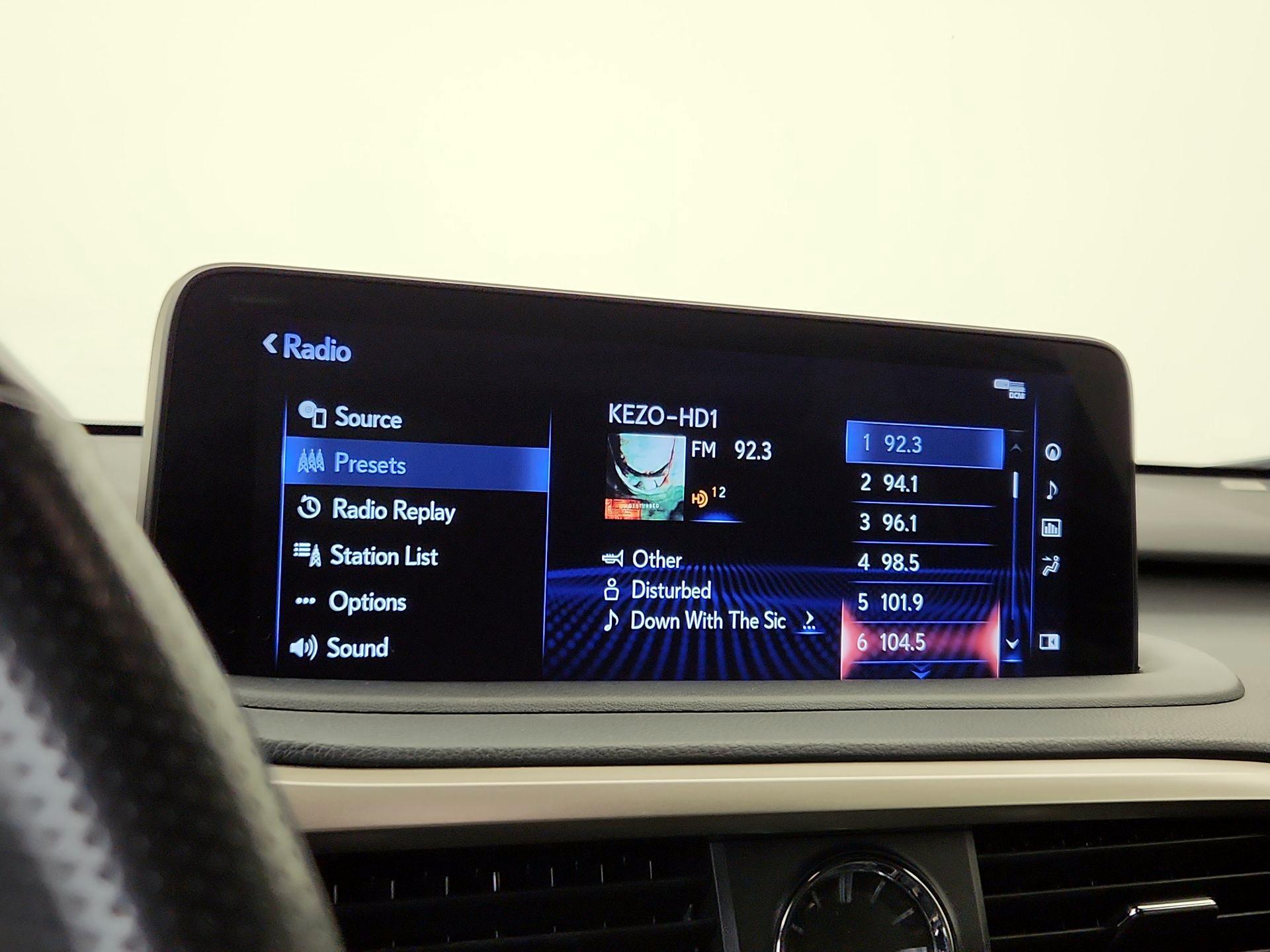 Thumbnail: 2020 Lexus RX - 16