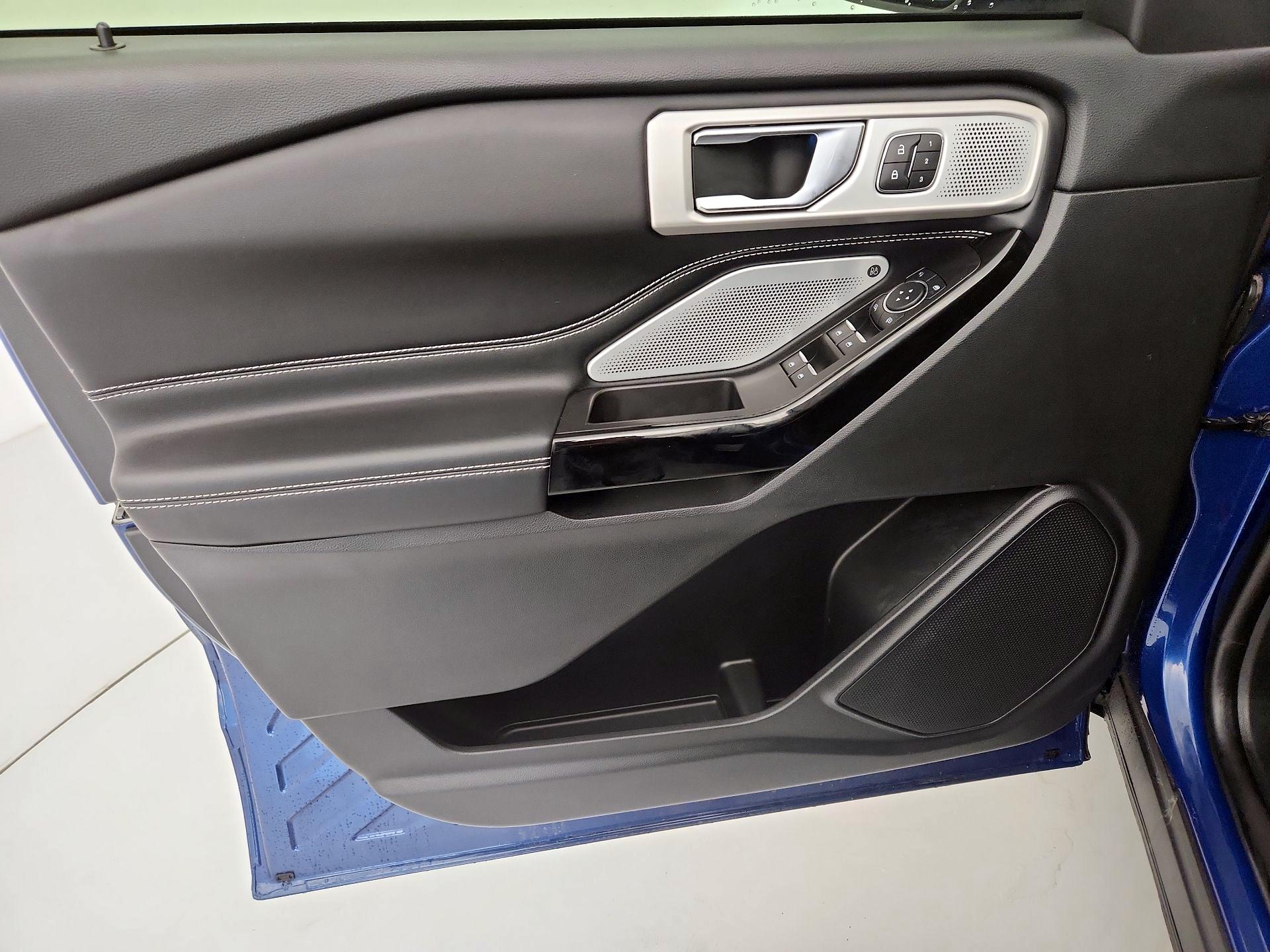 Thumbnail: 2021 Ford Explorer - 12