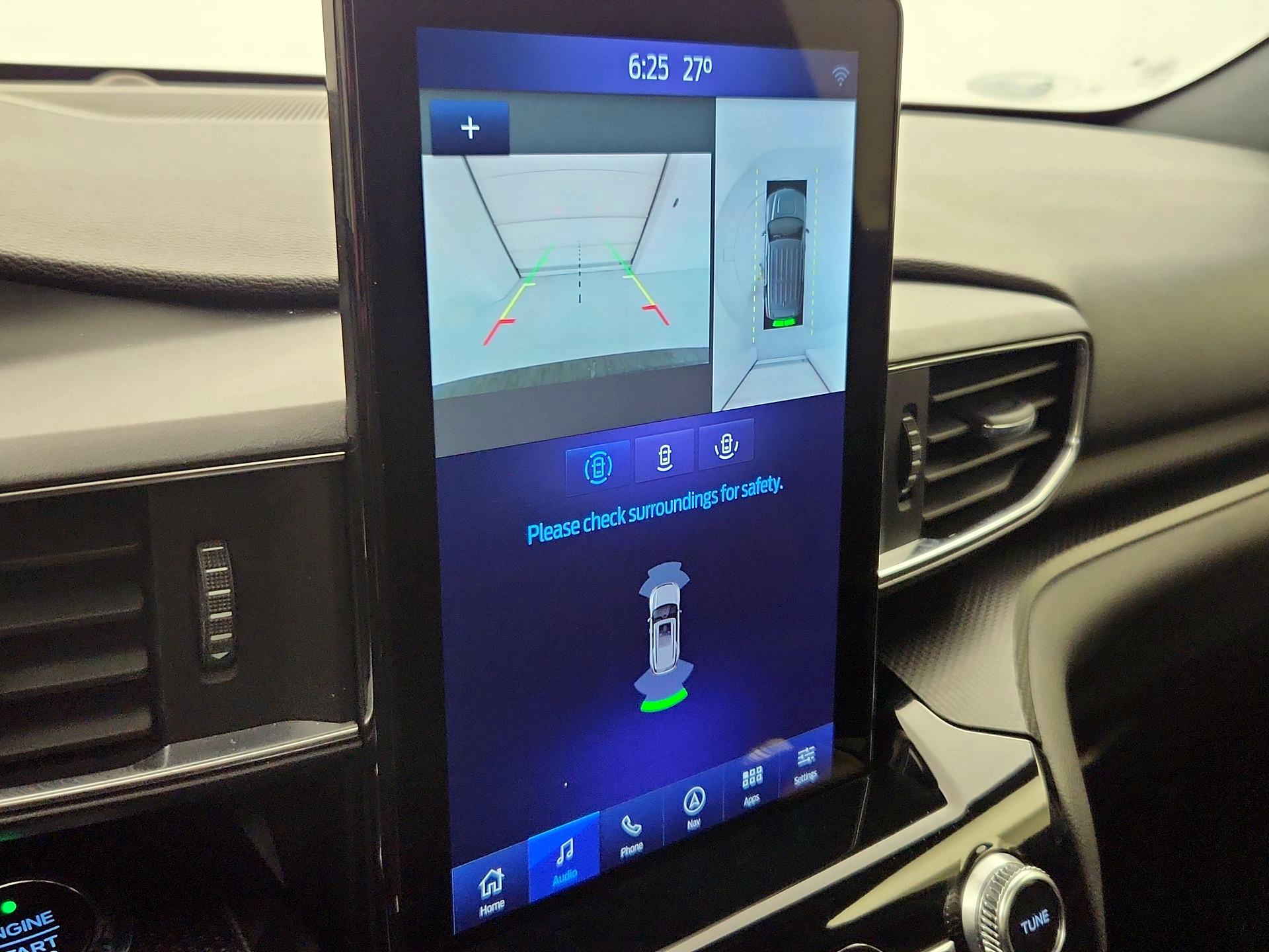 Thumbnail: 2021 Ford Explorer - 15