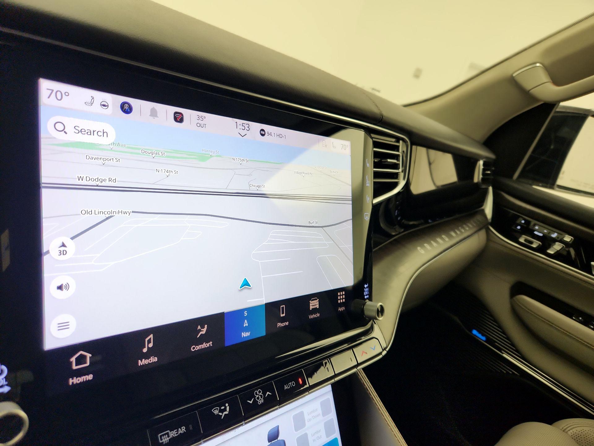 Thumbnail: 2023 Jeep Grand Wagoneer - 14