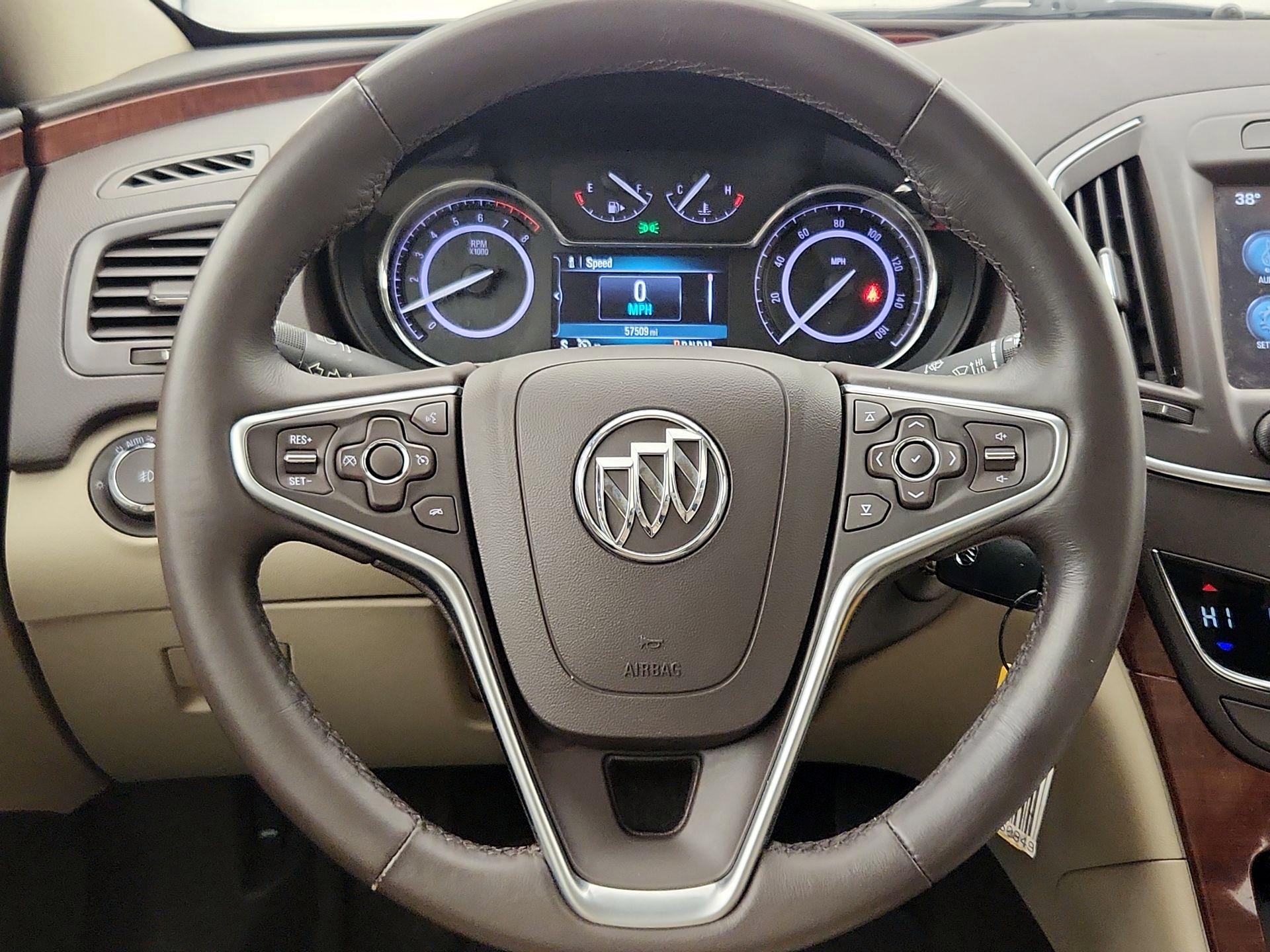 Thumbnail: 2016 Buick Regal - 10