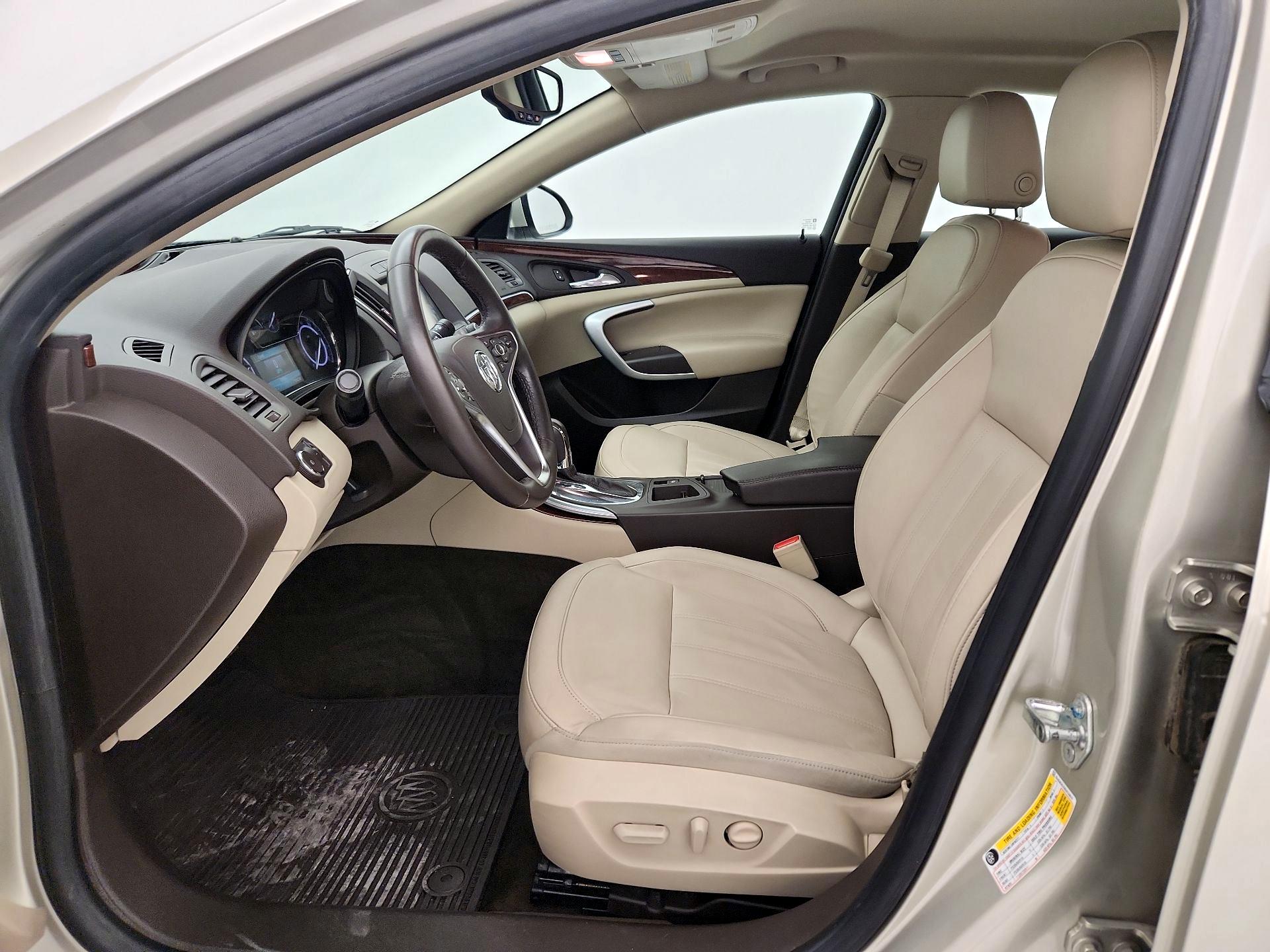 Thumbnail: 2016 Buick Regal - 11