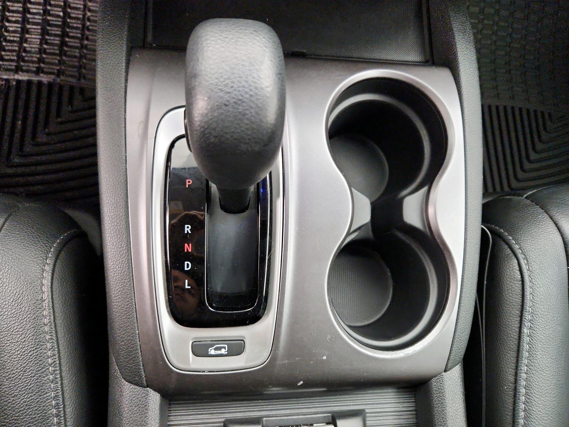 Thumbnail: 2019 Honda Pilot - 17