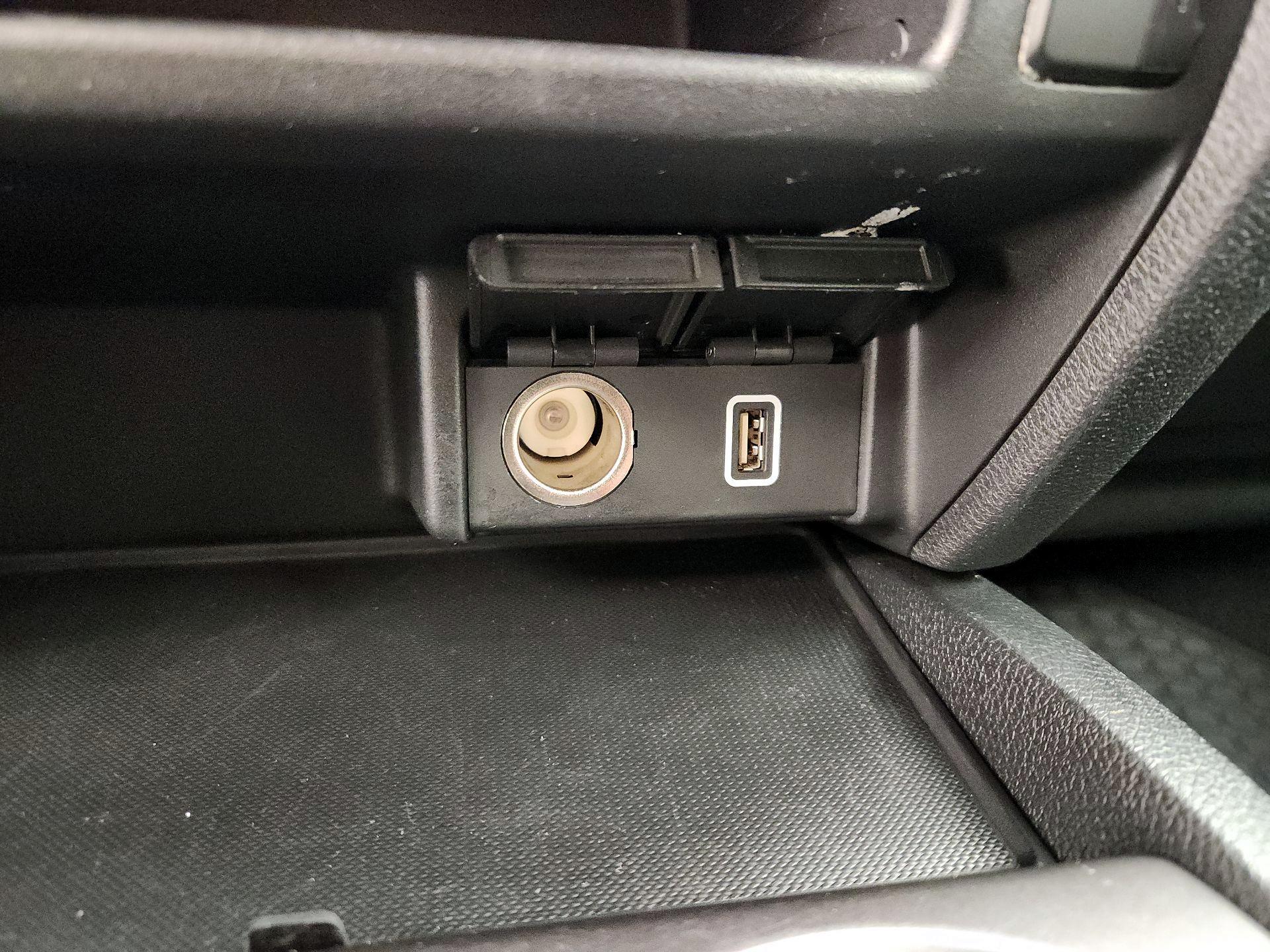 Thumbnail: 2019 Honda Pilot - 18