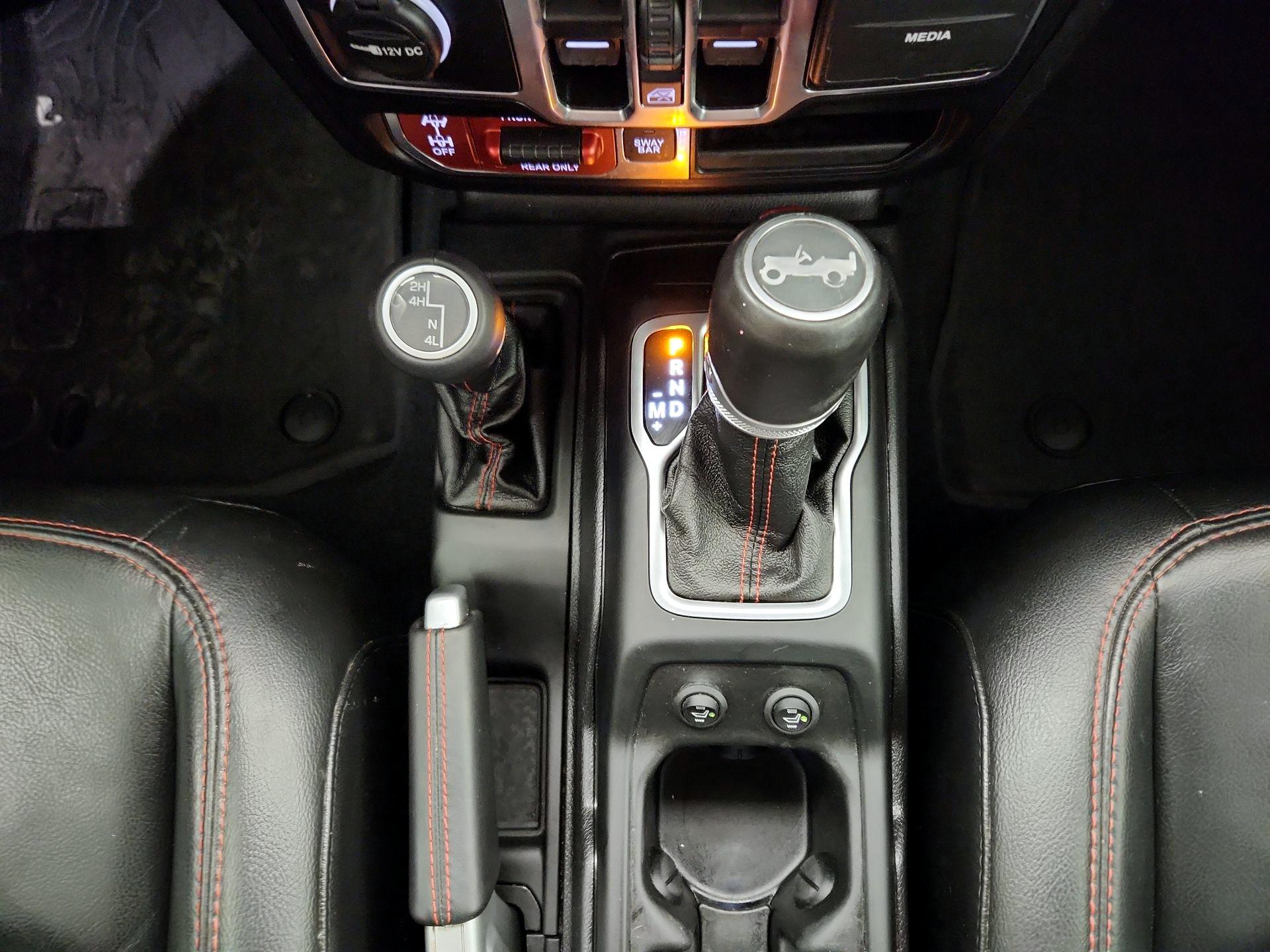 Thumbnail: 2020 Jeep Wrangler - 18