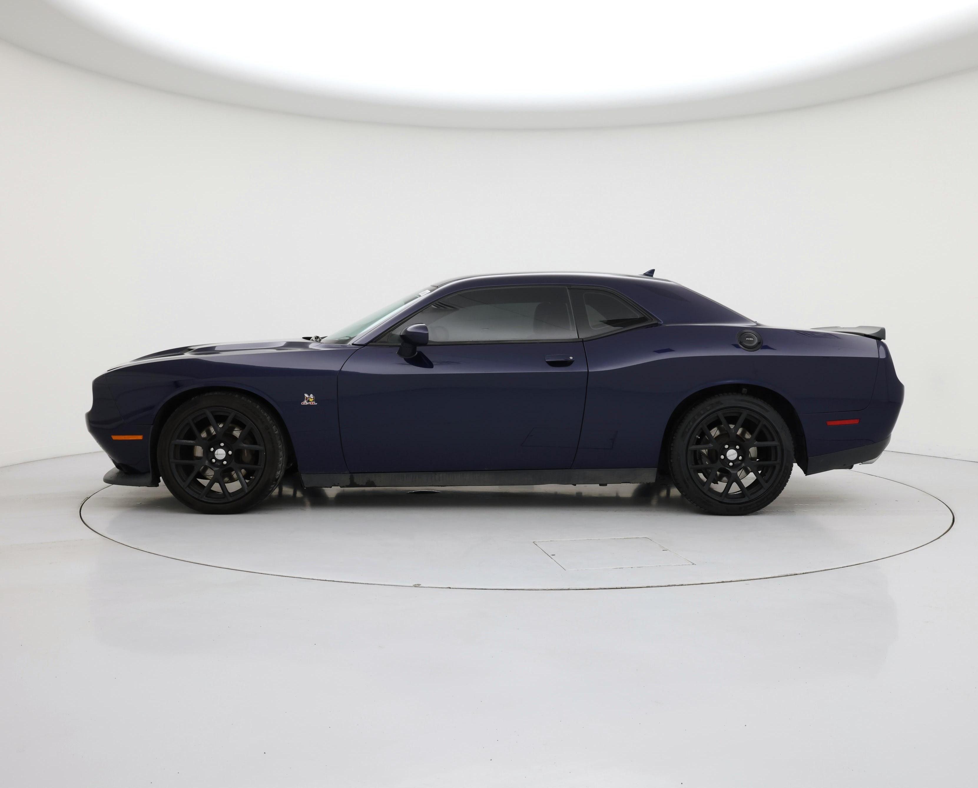 Thumbnail: 2015 Dodge Challenger - 3